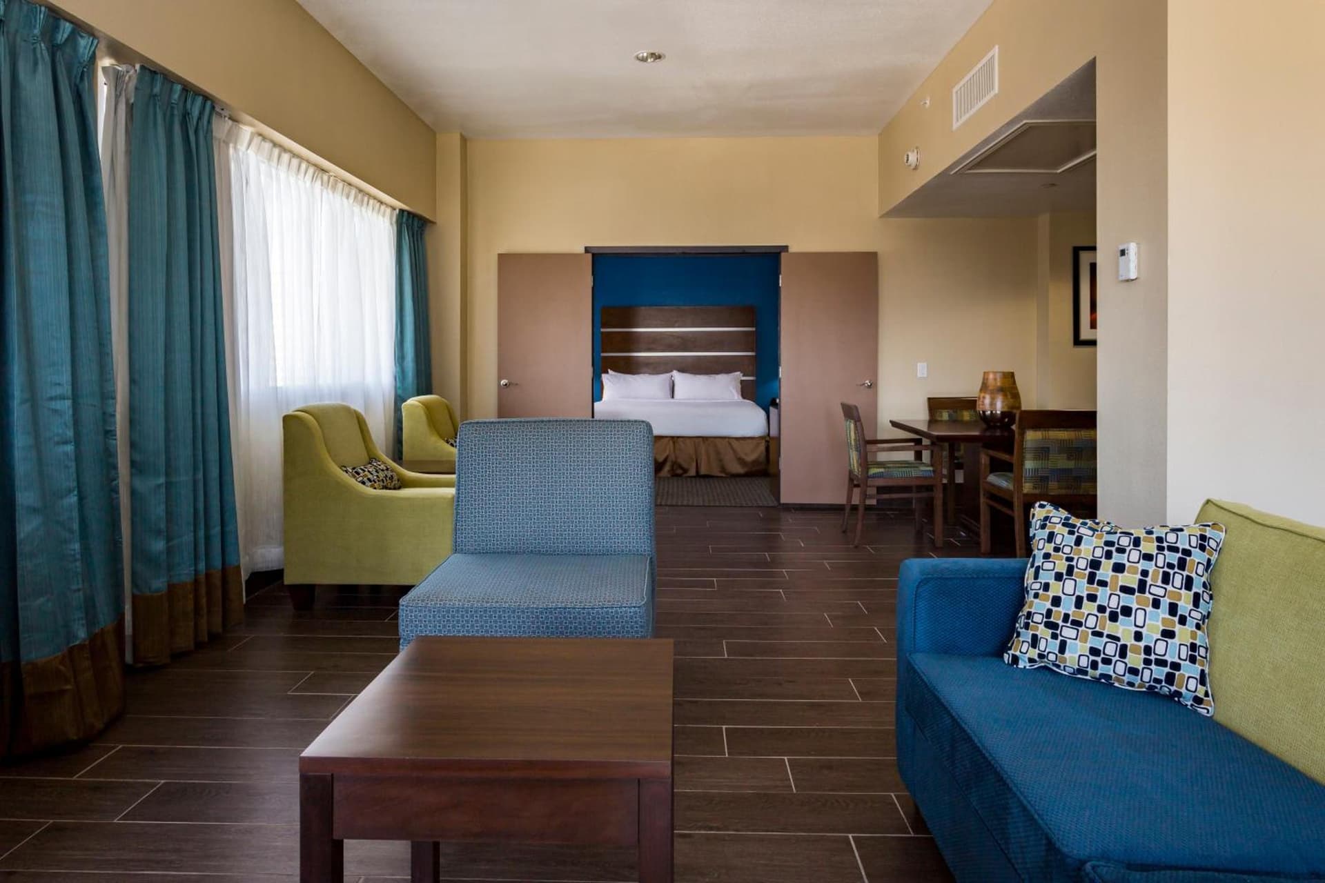 Holiday Inn Houston Downtown by IHG gallery photo in Houston, TX — image 46