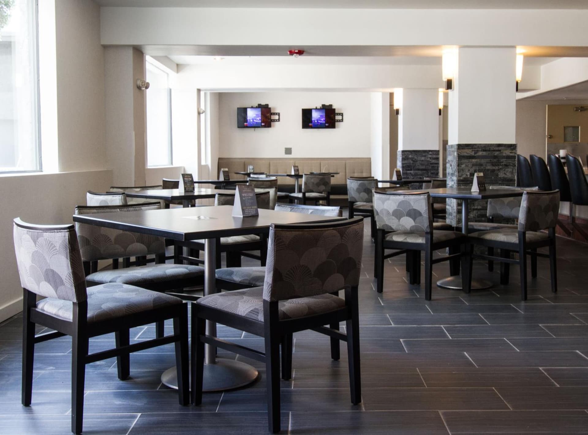 Holiday Inn Victorville by IHG gallery photo in Victorville, CA — image 22