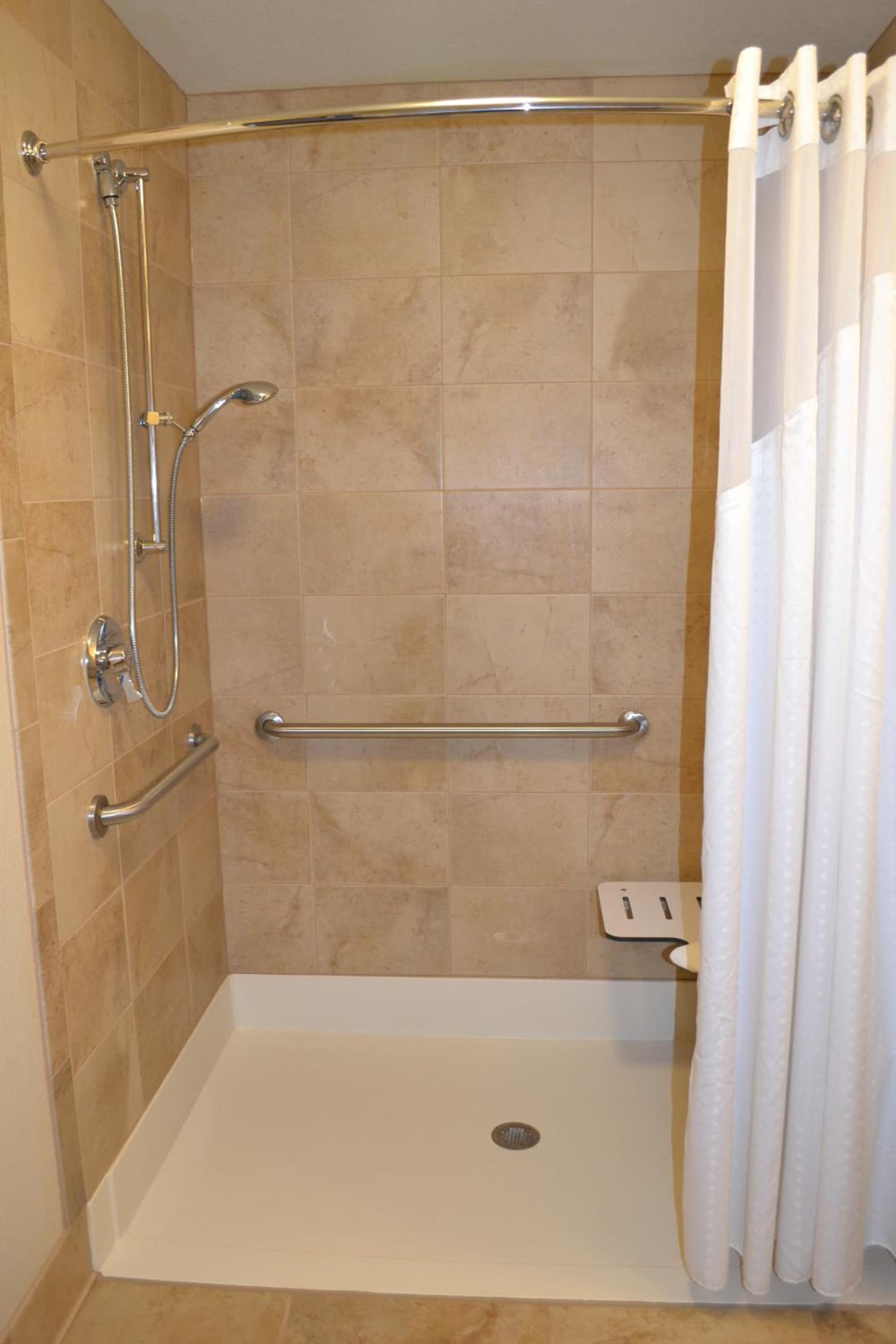 Holiday Inn Eau Claire South I-94 by IHG gallery photo in Eau Claire, WI — image 26