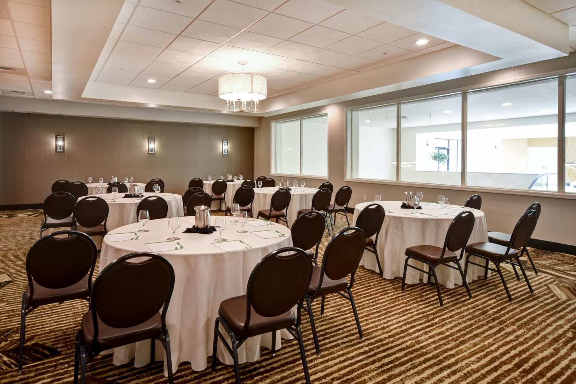Holiday Inn Lancaster by IHG gallery photo in Lancaster, PA — image 9