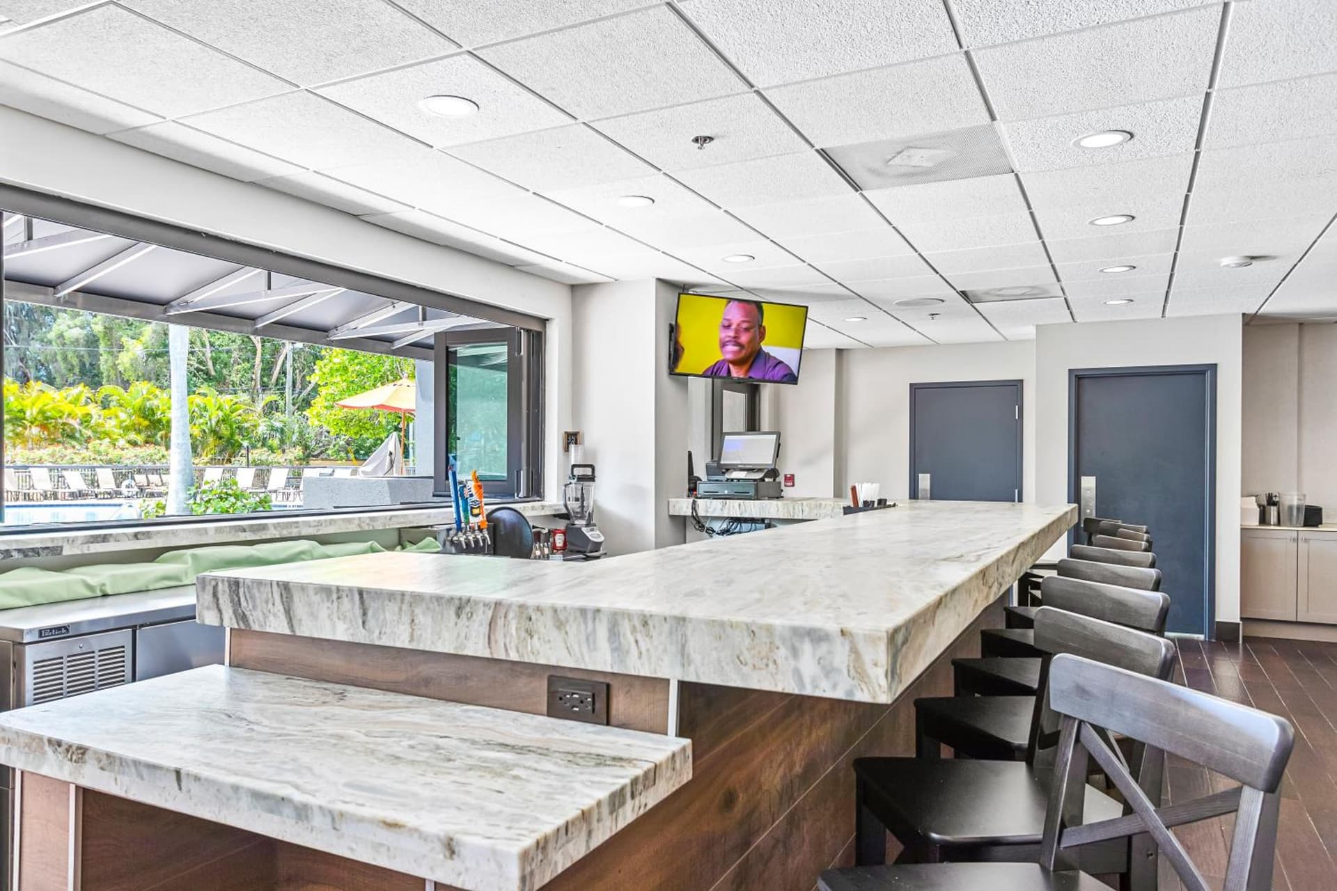 Holiday Inn - St. Petersburg West by IHG gallery photo in St Petersburg, FL — image 8