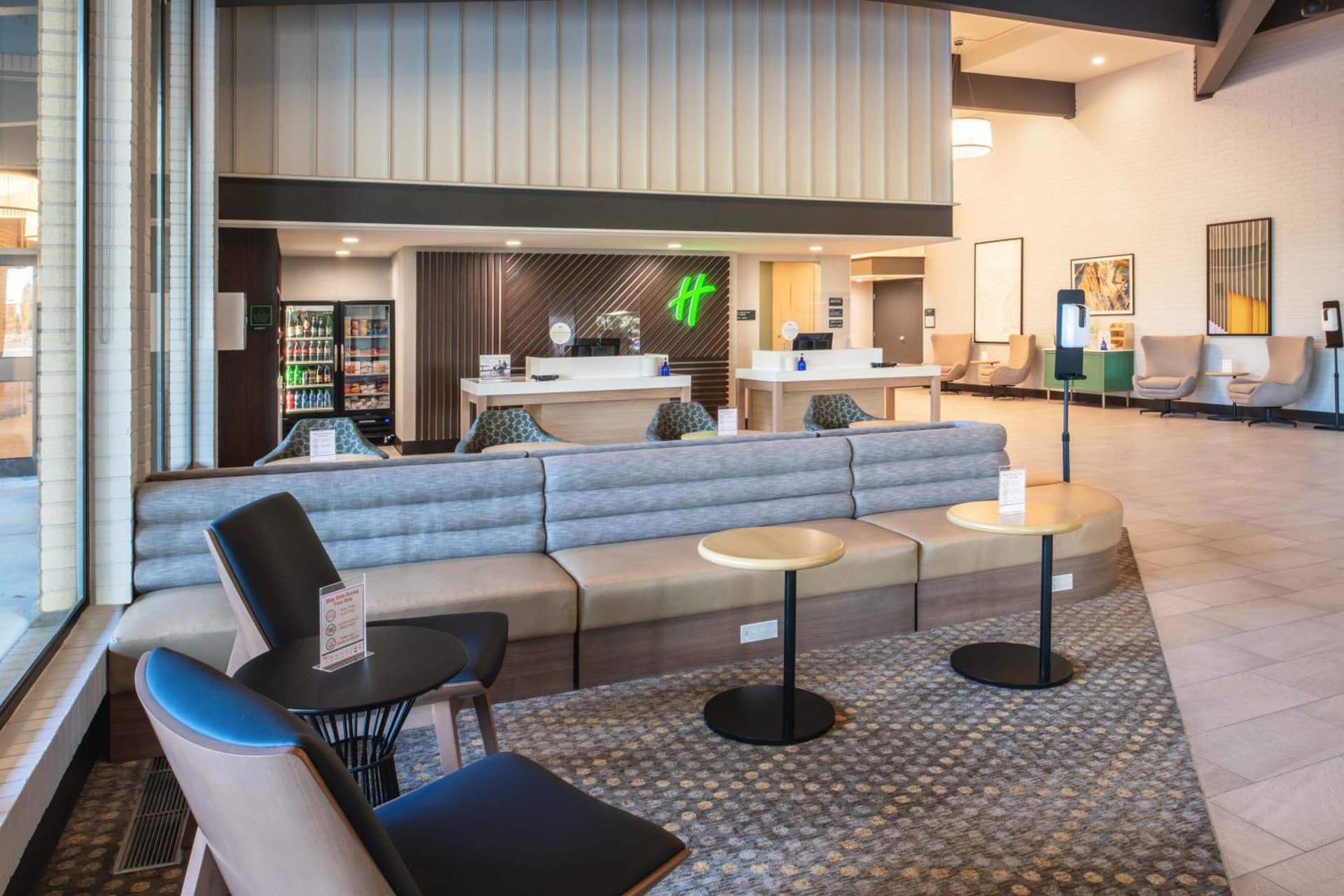 Holiday Inn Richland on the River by IHG property views in Richland, WA — gallery photo 3