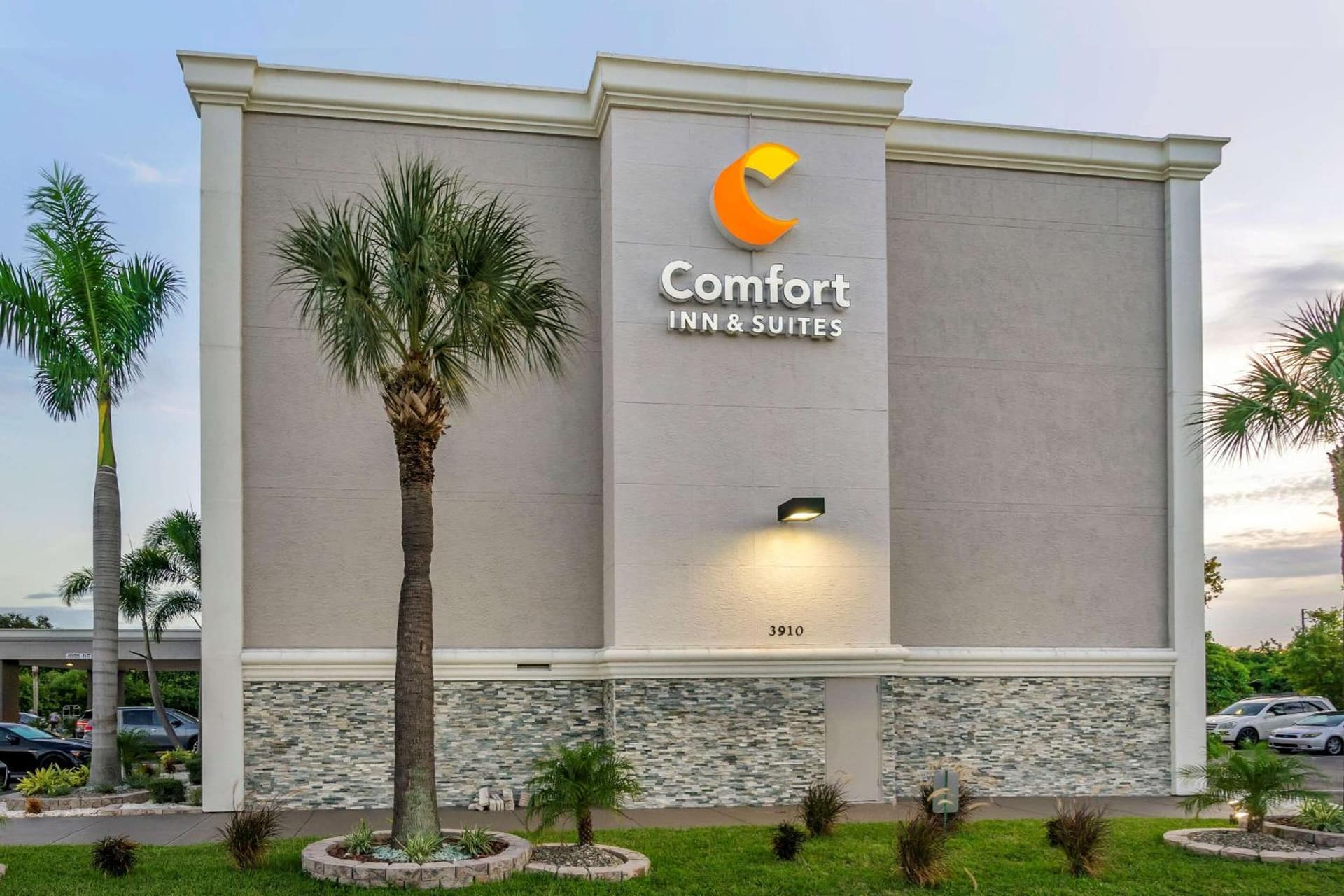 Comfort Inn & Suites St Pete - Clearwater International Airport gallery photo in Clearwater, FL — image 27