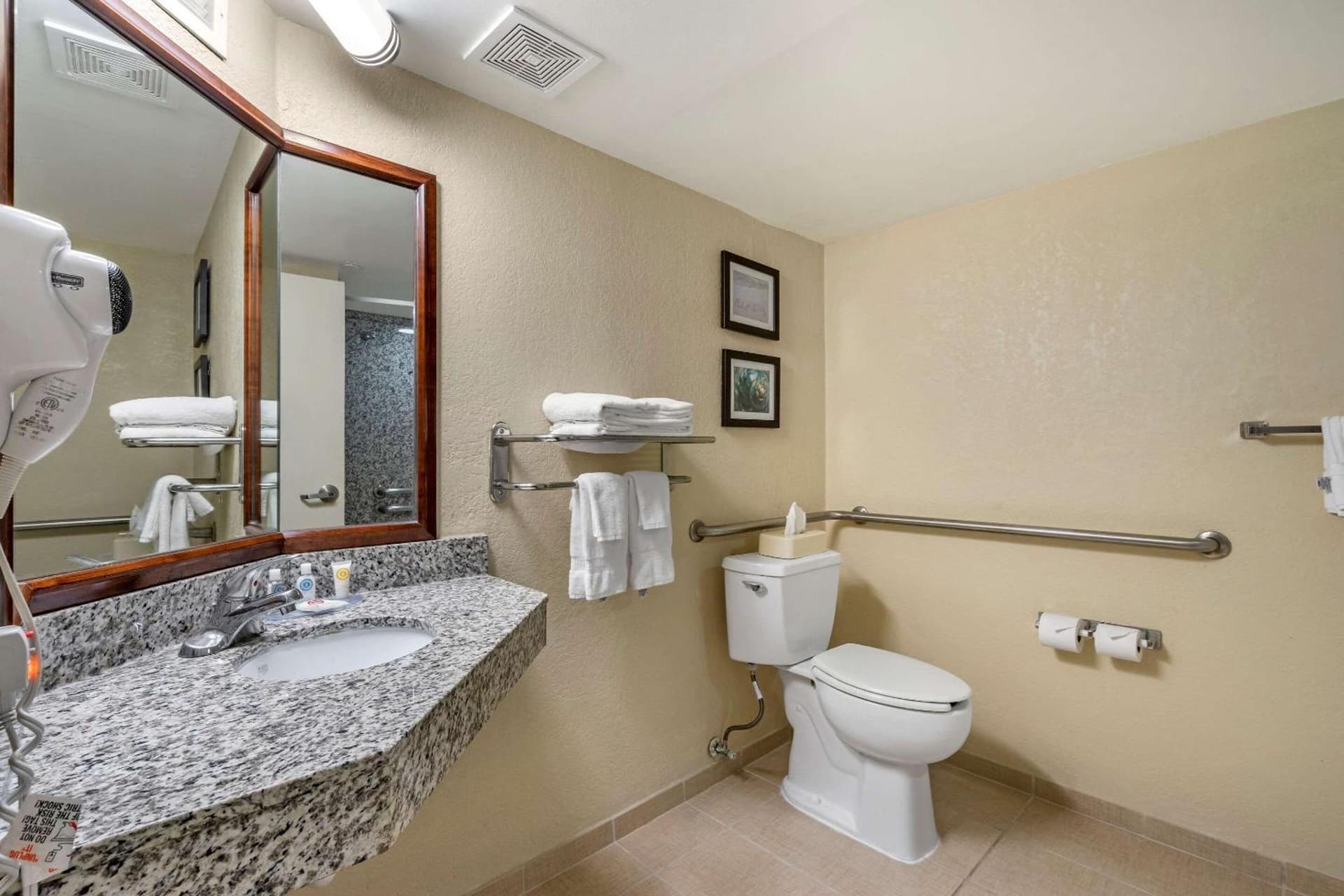 Comfort Inn & Suites St Pete - Clearwater International Airport gallery photo in Clearwater, FL — image 30