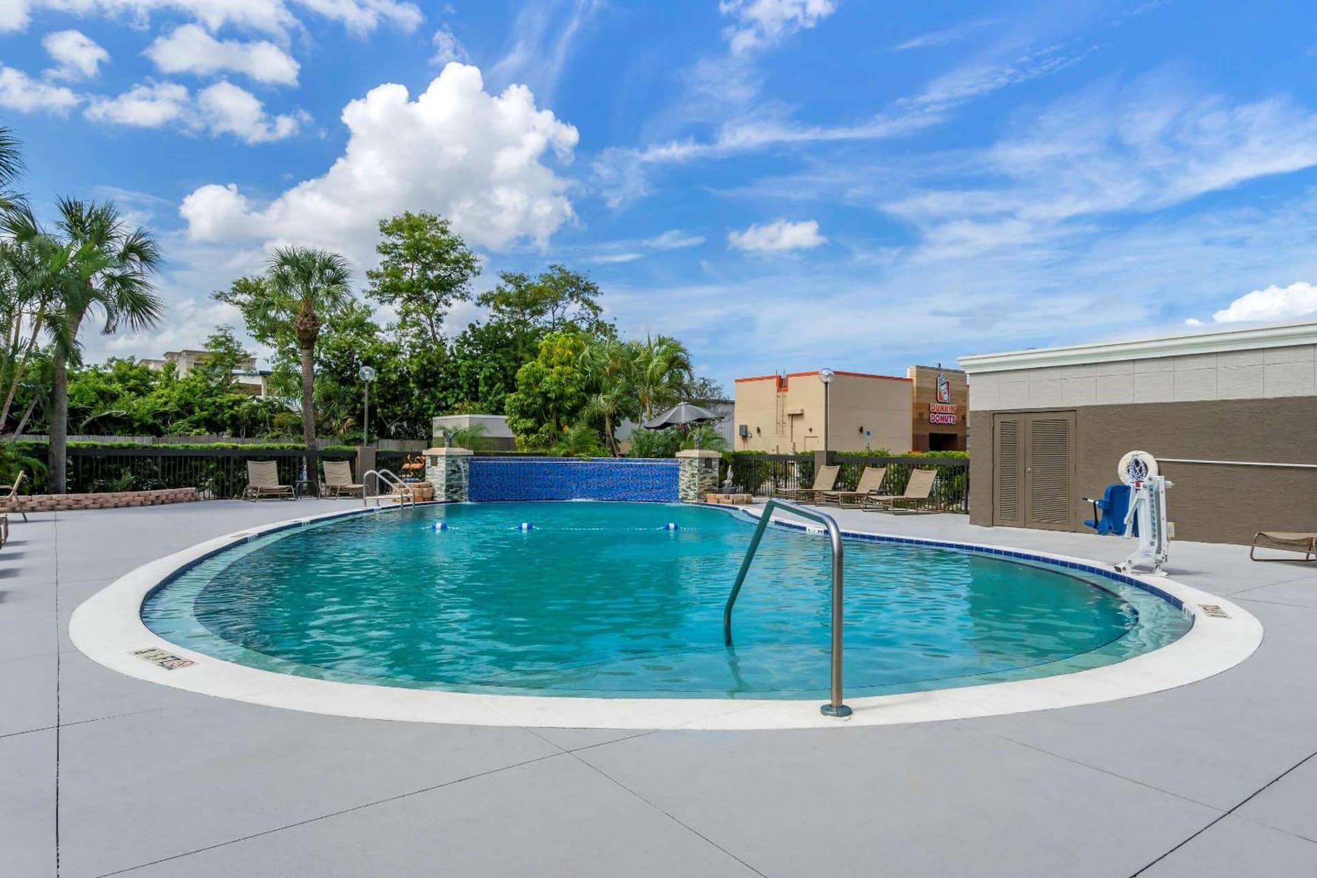 Comfort Inn & Suites St Pete - Clearwater International Airport gallery photo in Clearwater, FL — image 28