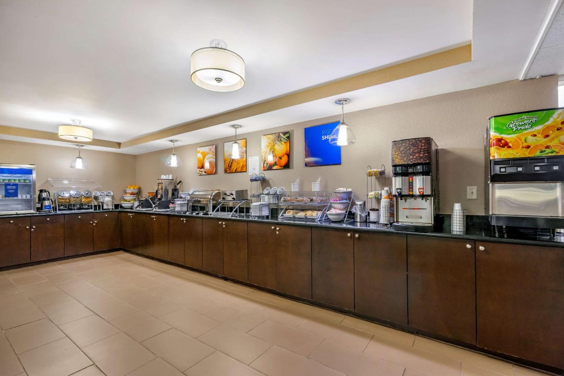 Comfort Inn & Suites St Pete - Clearwater International Airport gallery photo in Clearwater, FL — image 42