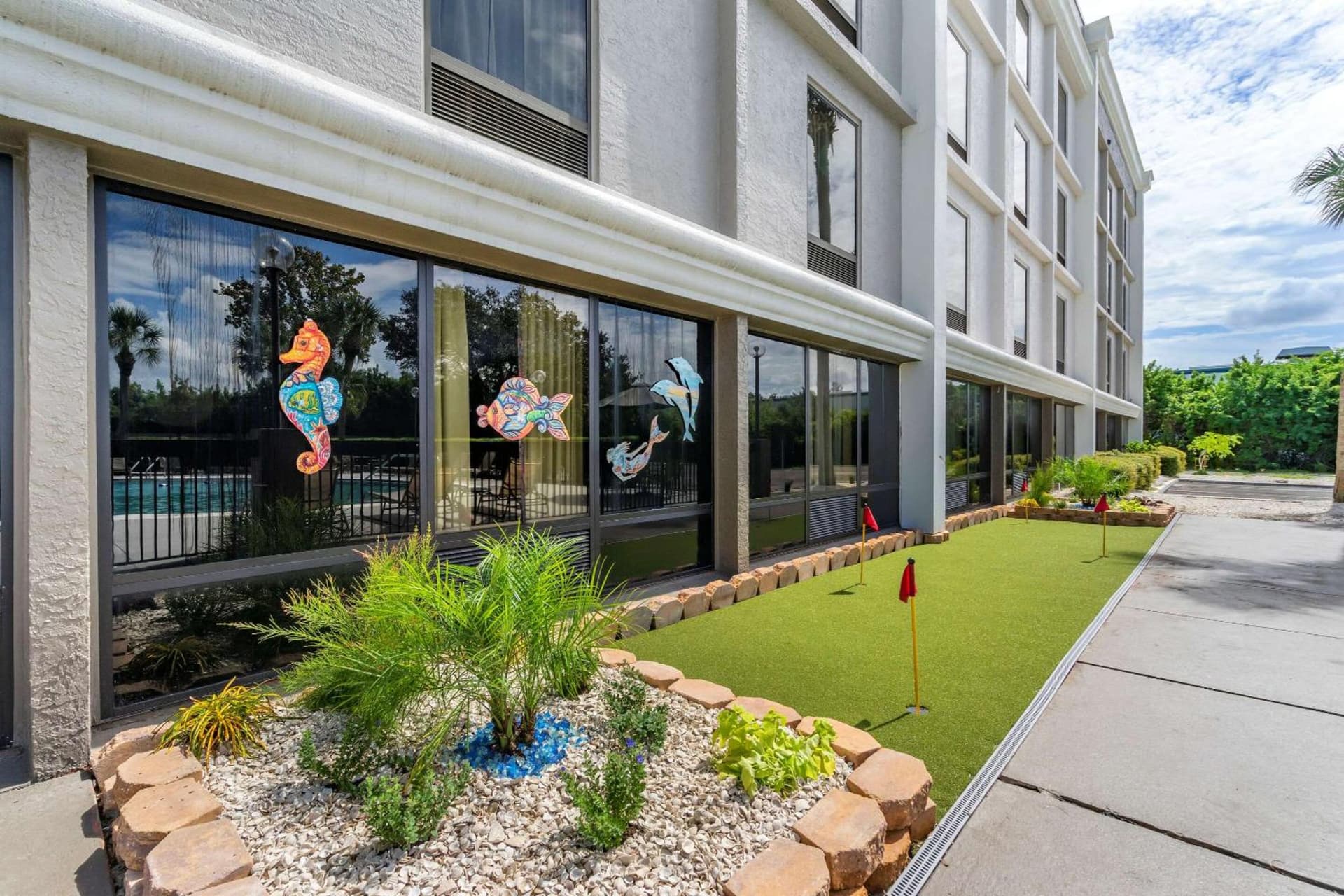 Comfort Inn & Suites St Pete - Clearwater International Airport gallery photo in Clearwater, FL — image 7