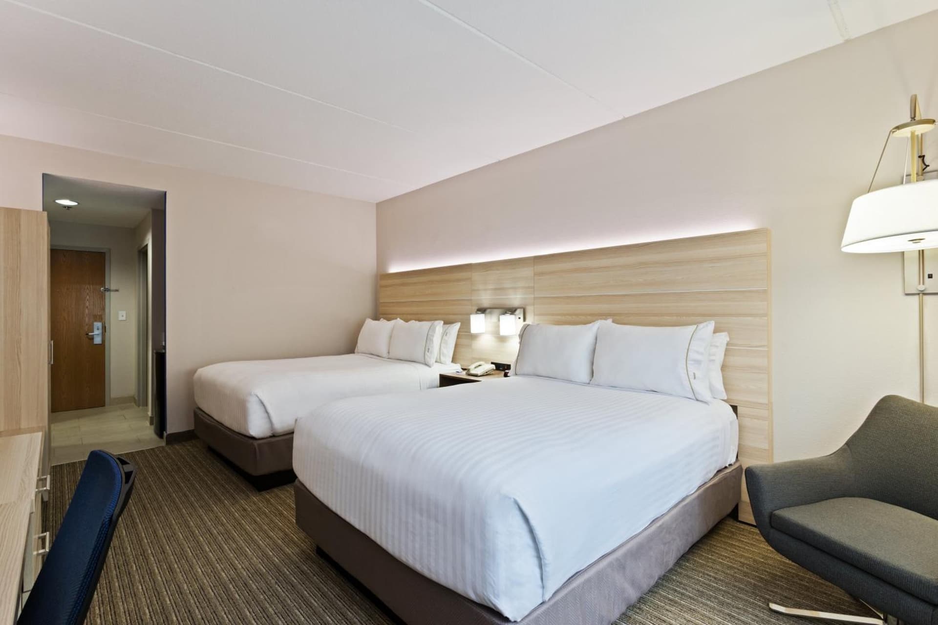 Holiday Inn Express & Suites Tavares by IHG gallery photo in Tavares, FL — image 10