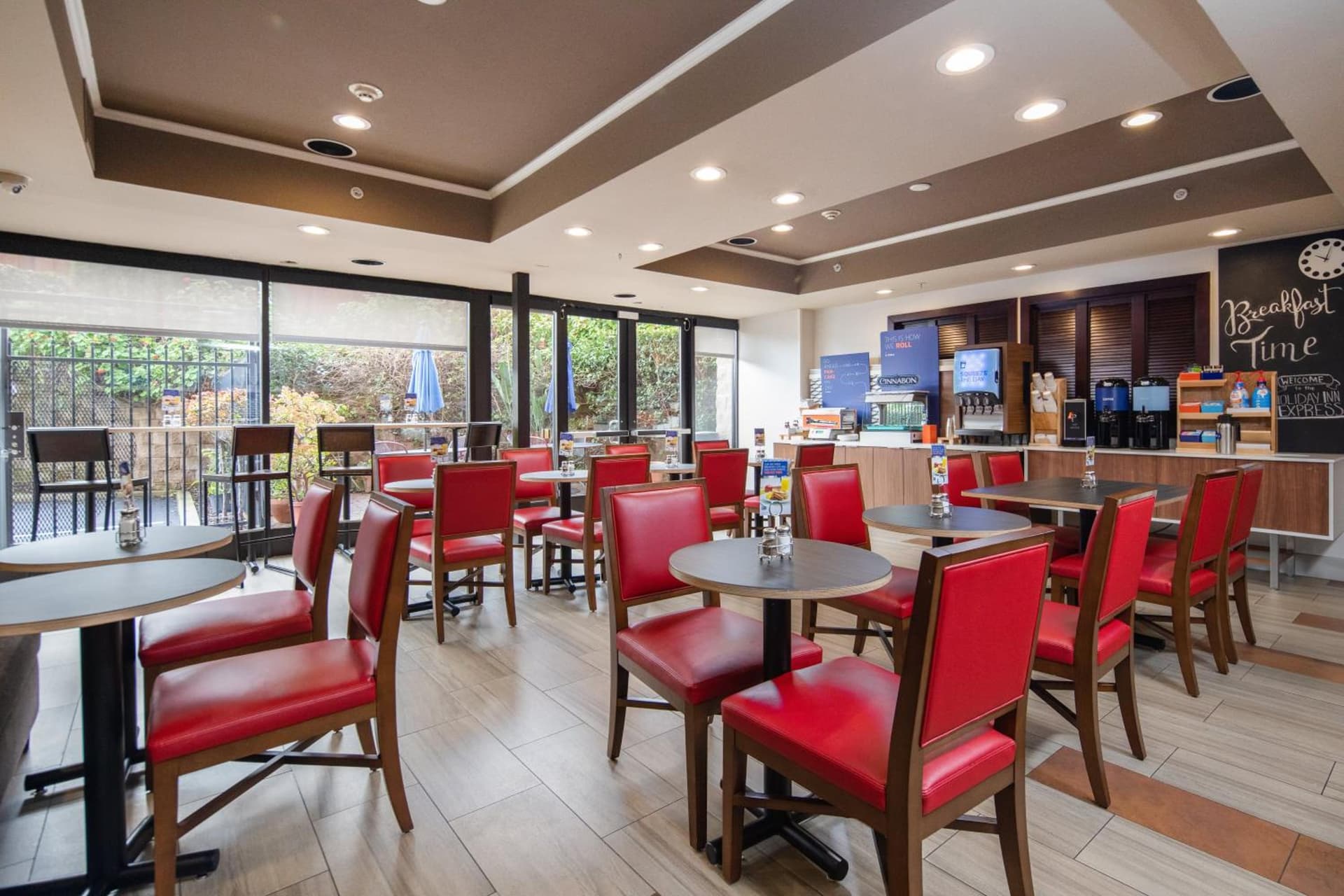 Holiday Inn Express Castro Valley - I-580 by IHG gallery photo in Castro Valley, CA — image 11