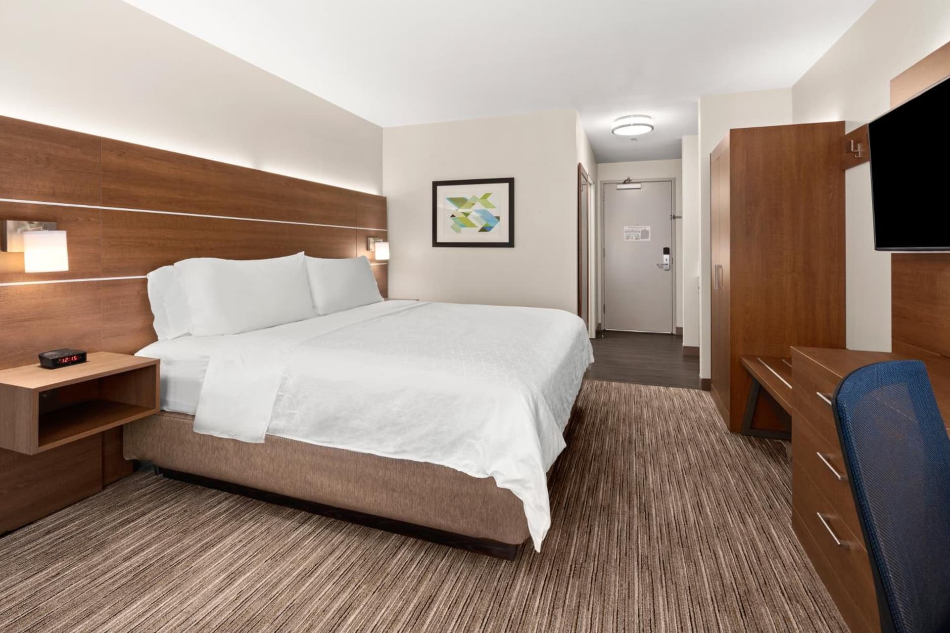 Holiday Inn Express and Suites Sumner by IHG interior in Sumner, WA — gallery photo 2