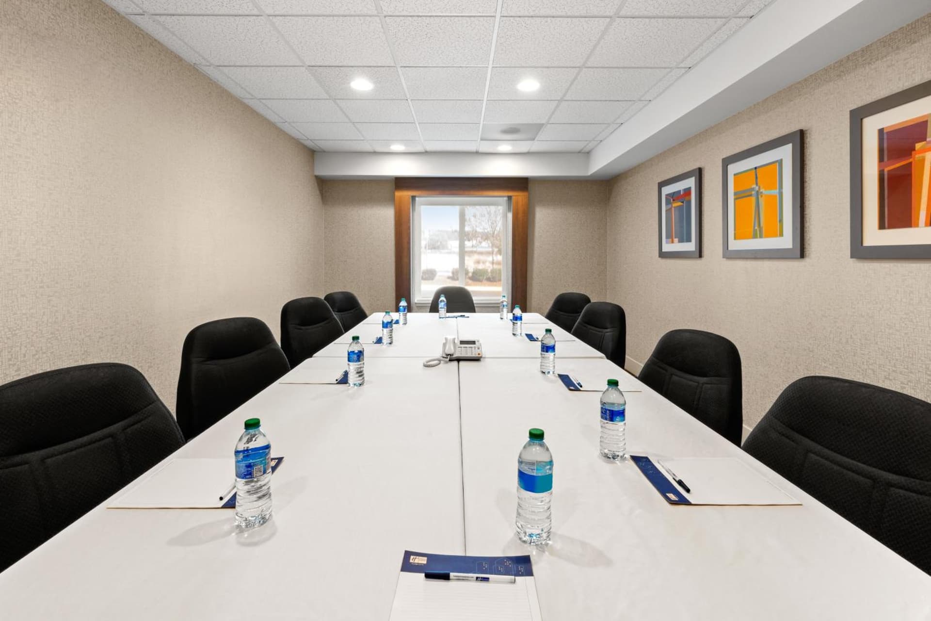 Holiday Inn Express and Suites Sumner by IHG gallery photo in Sumner, WA — image 27