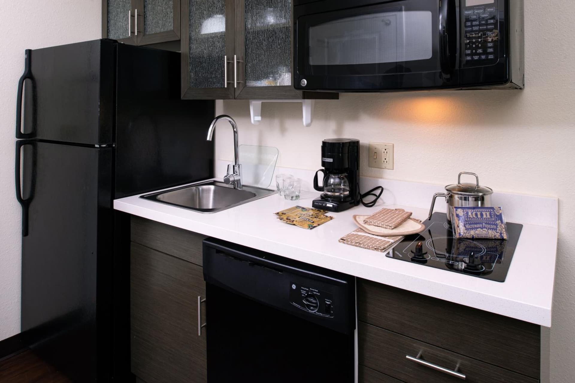 Candlewood Suites Olathe by IHG gallery photo in Olathe, KS — image 20