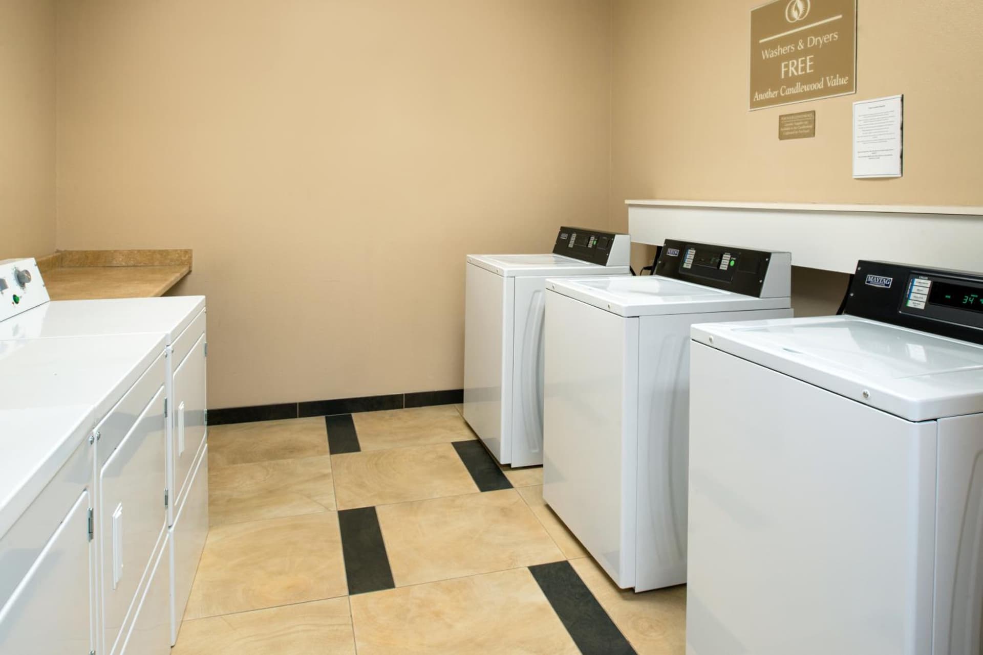 Candlewood Suites Olathe by IHG gallery photo in Olathe, KS — image 5