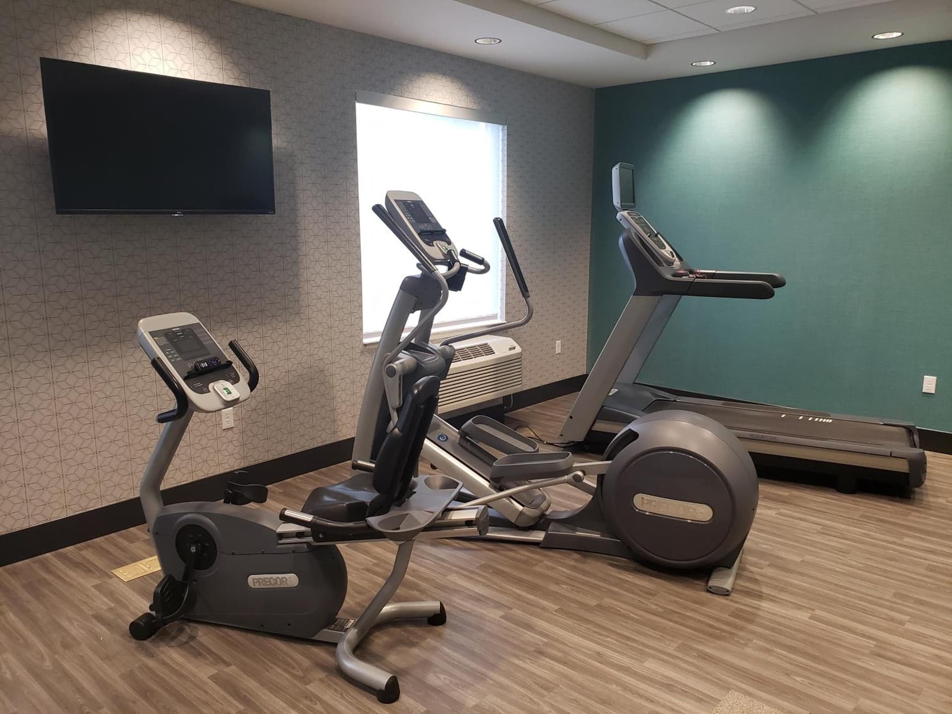 Simple Suites Boise Airport property views in Boise, ID — gallery photo 3