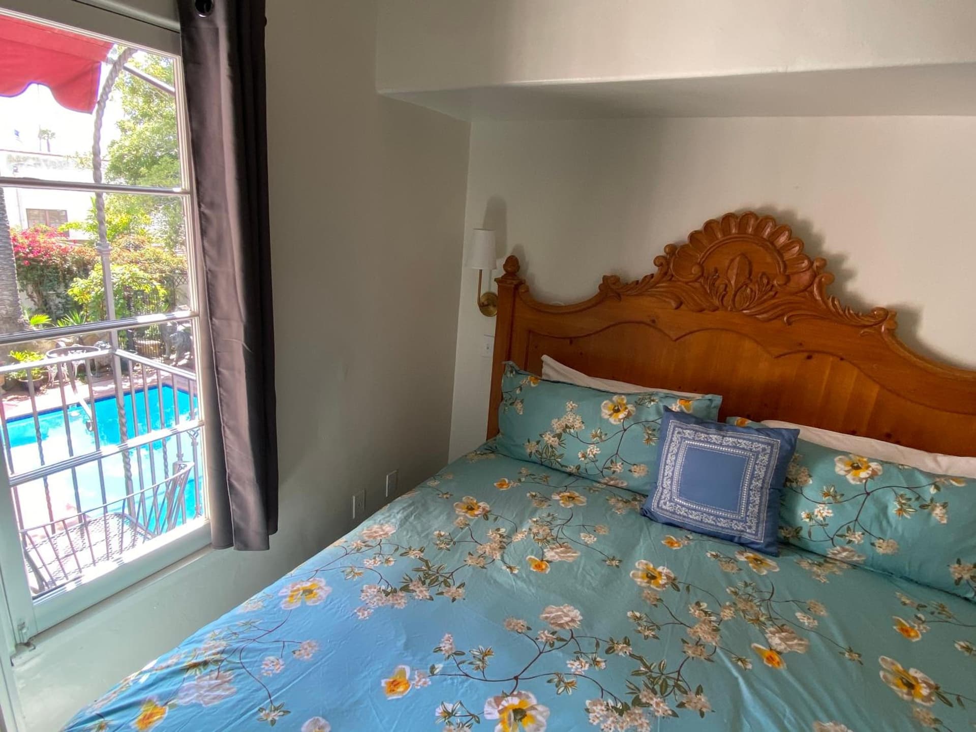 Villa Rosa Inn gallery photo in Santa Barbara, CA — image 84