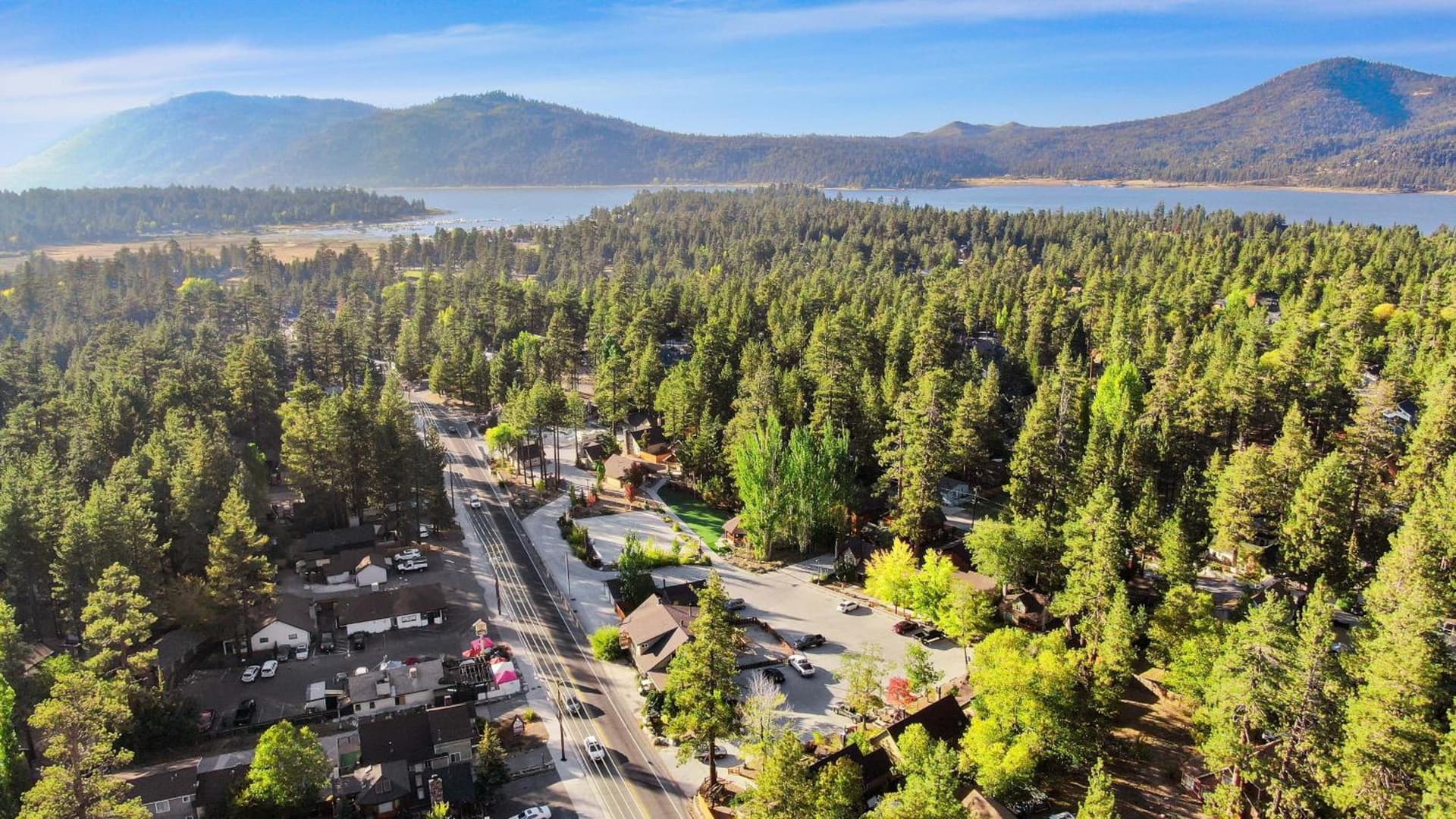 Bear Creek Resort interior in Big Bear Lake, CA — gallery photo 2