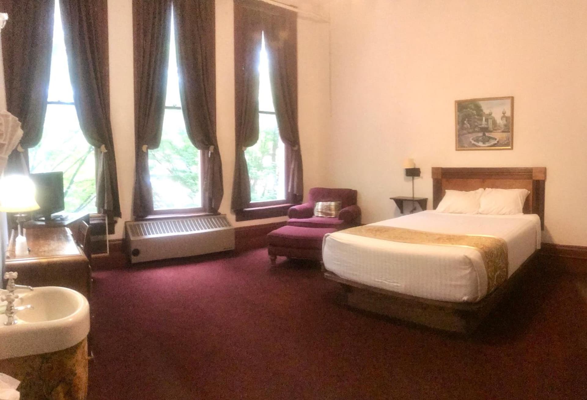 The Monarch Hotel gallery photo in Port Townsend, WA — image 29