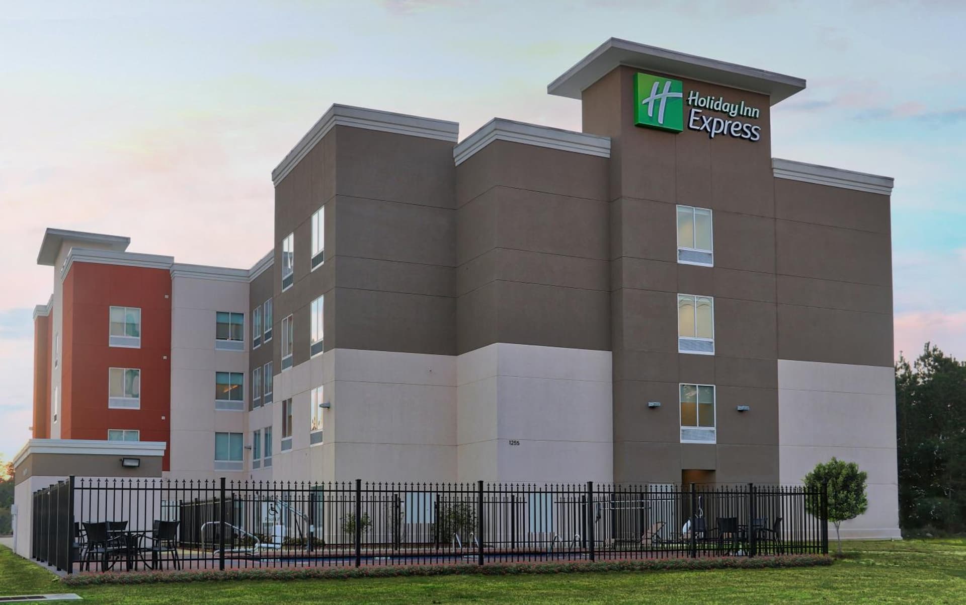 Holiday Inn Express Slidell by IHG gallery photo in Slidell, LA — image 40