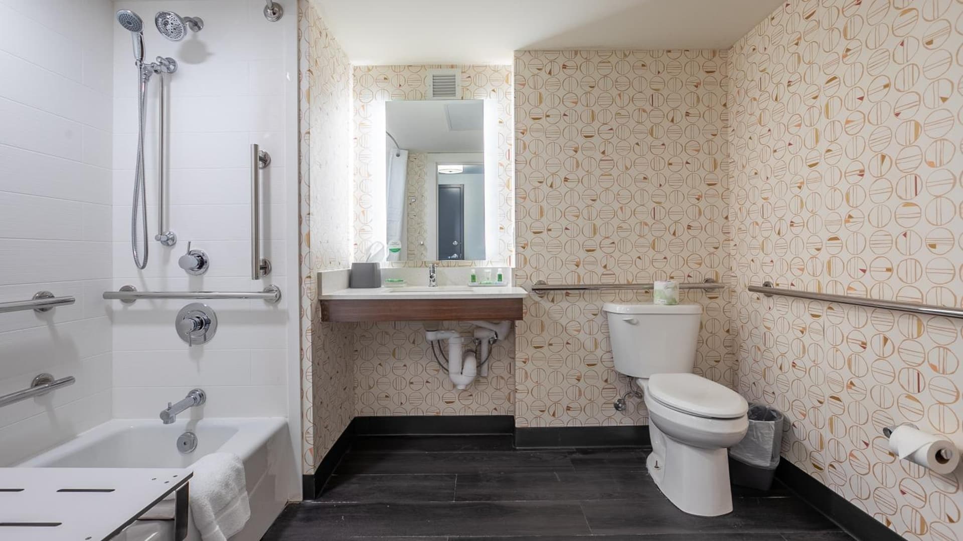 Holiday Inn Panama City by IHG gallery photo in Panama City, FL — image 64