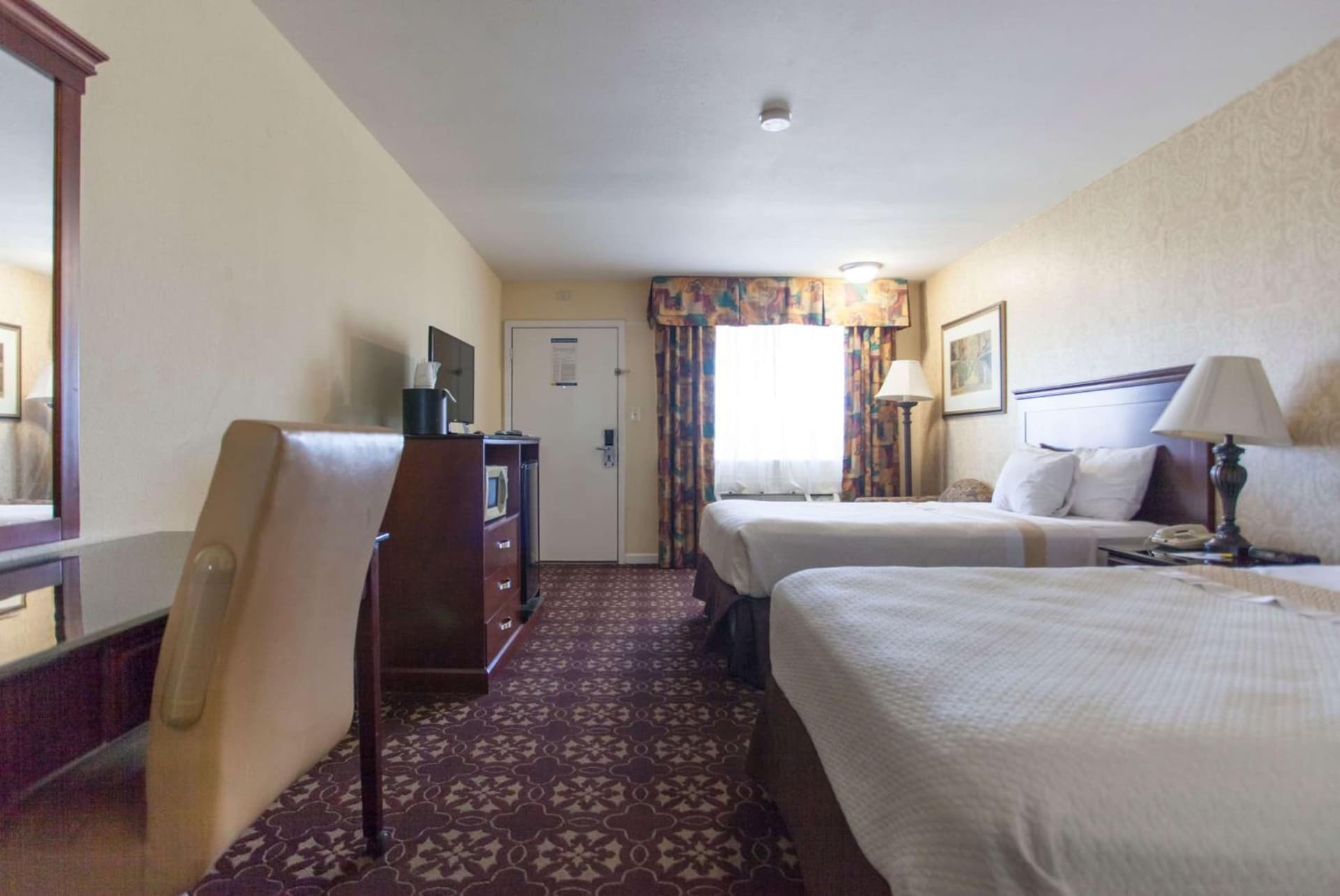 Days Inn by Wyndham Shenandoah gallery photo in The Woodlands, TX — image 59