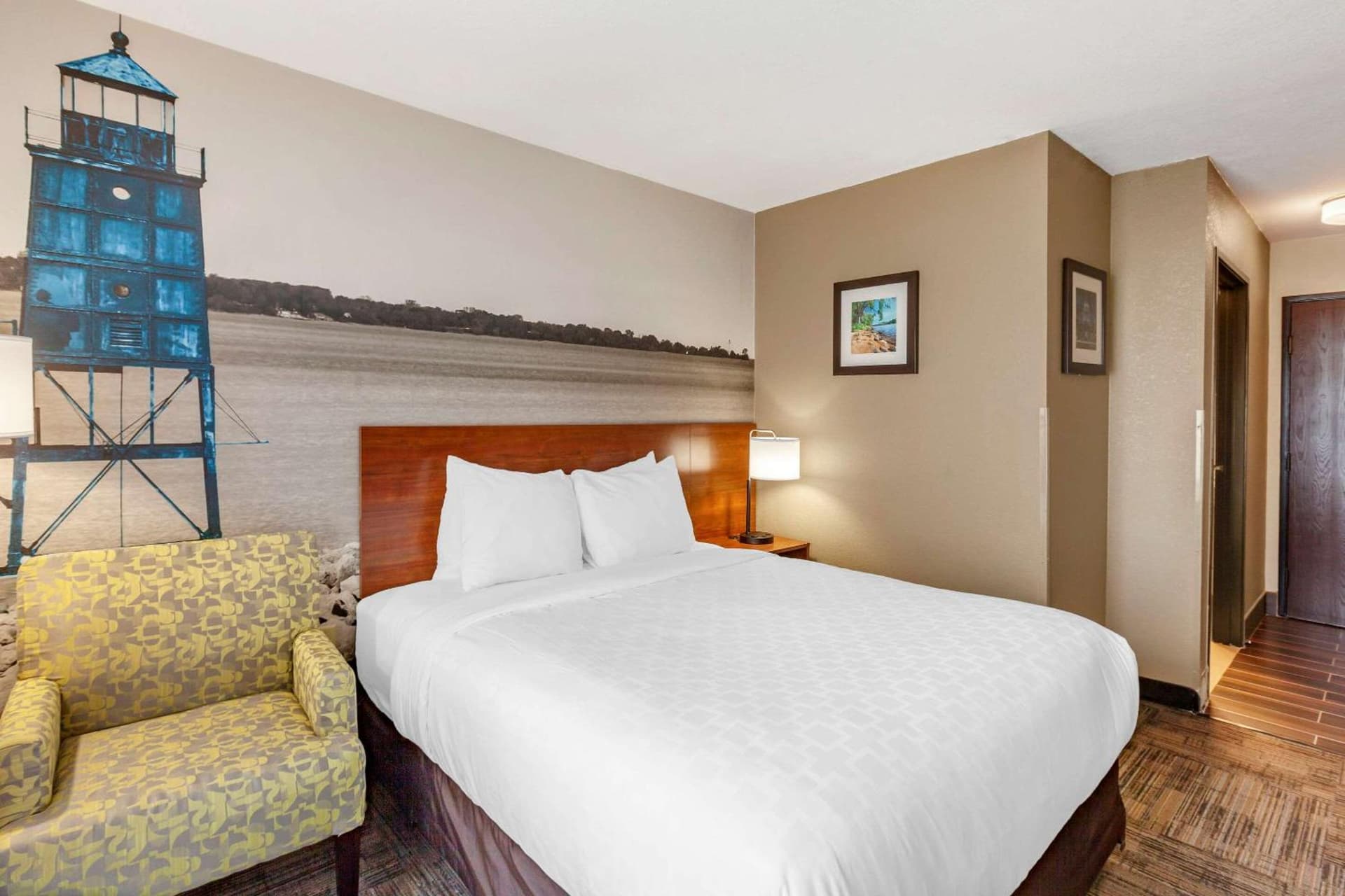 Clarion Pointe Racine - Mount Pleasant gallery photo in Racine, WI — image 12