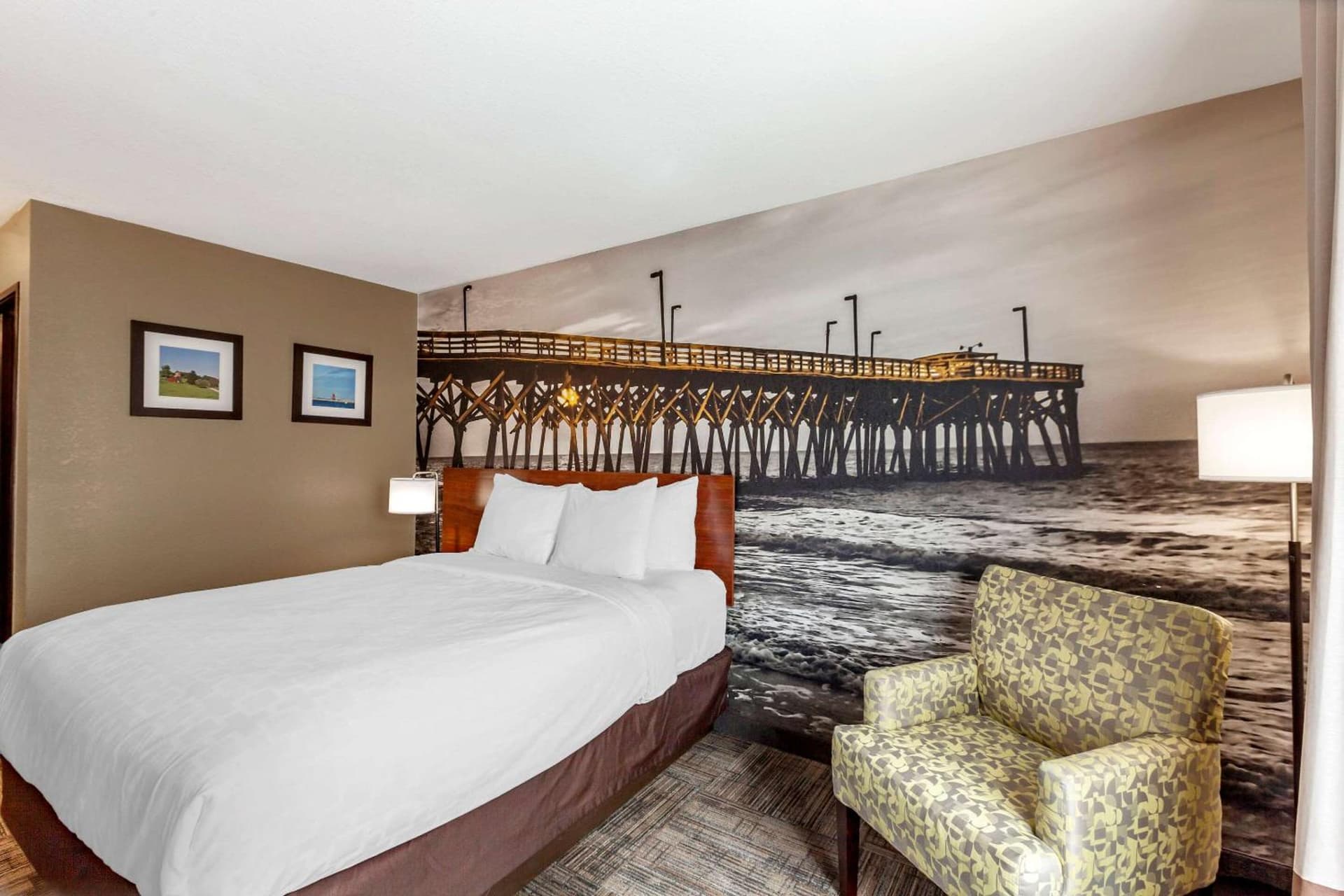 Clarion Pointe Racine - Mount Pleasant gallery photo in Racine, WI — image 9