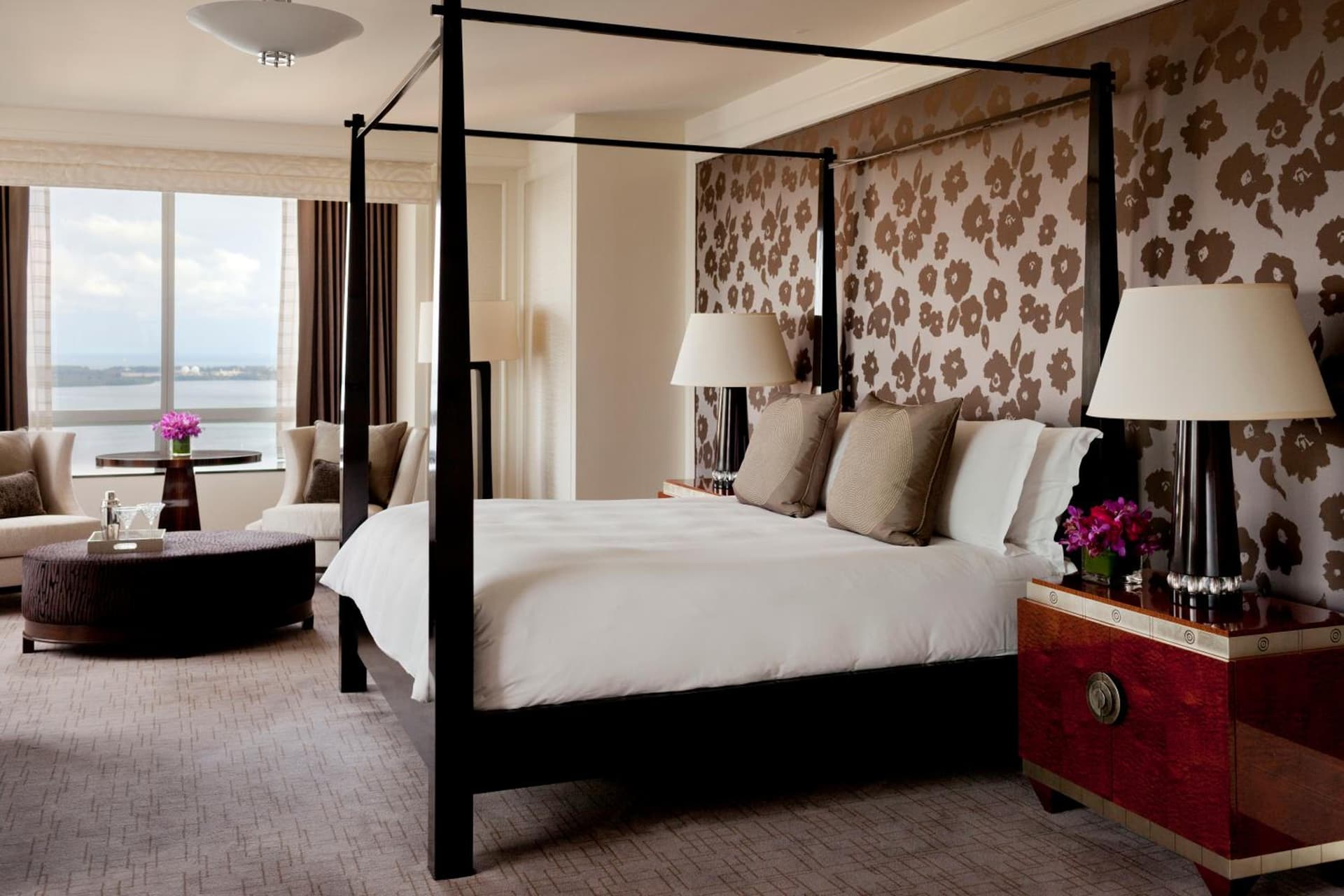 Four Seasons Hotel Miami gallery photo in Miami, FL — image 16