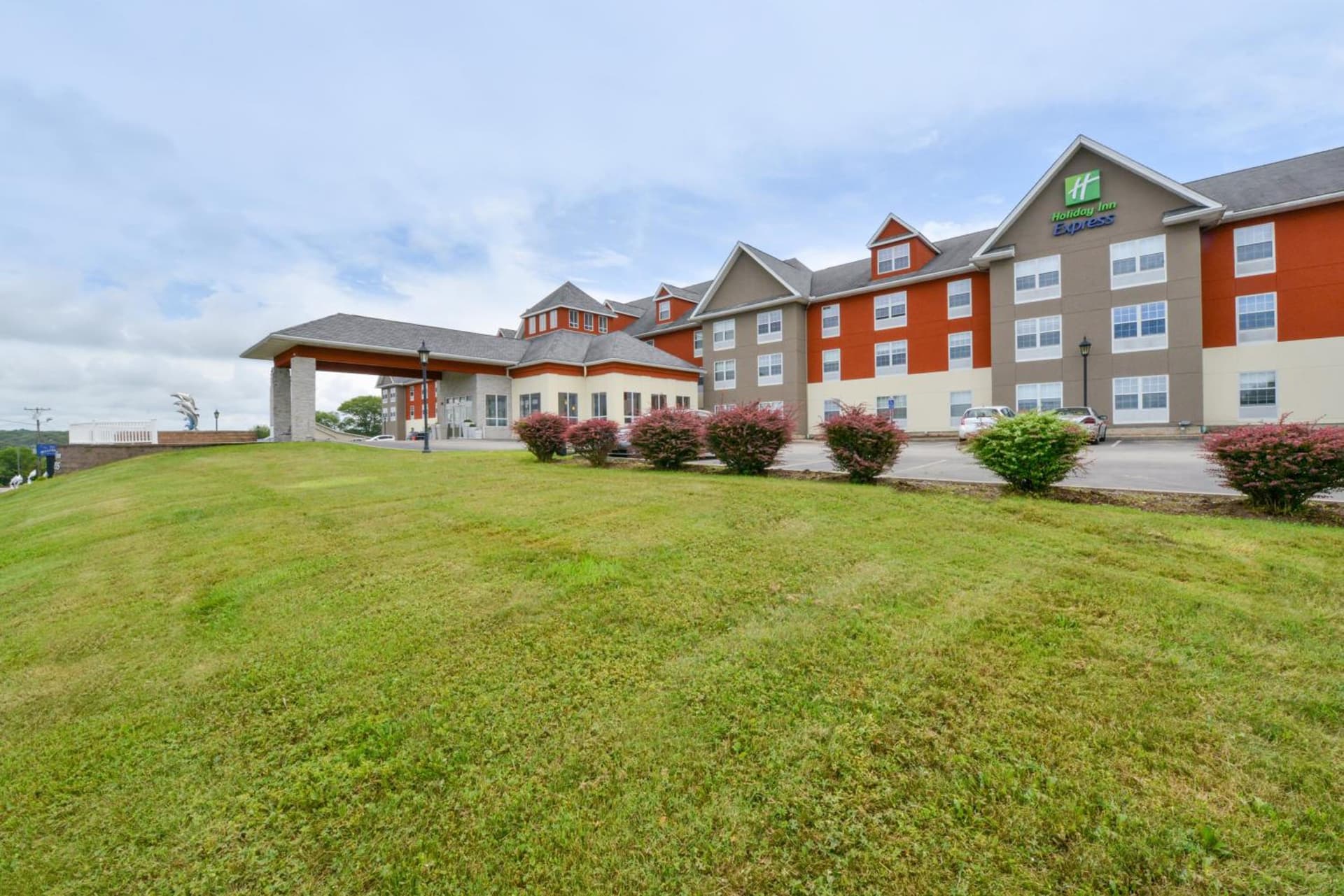 Holiday Inn Express Mystic by IHG gallery photo in Mystic, CT — image 34