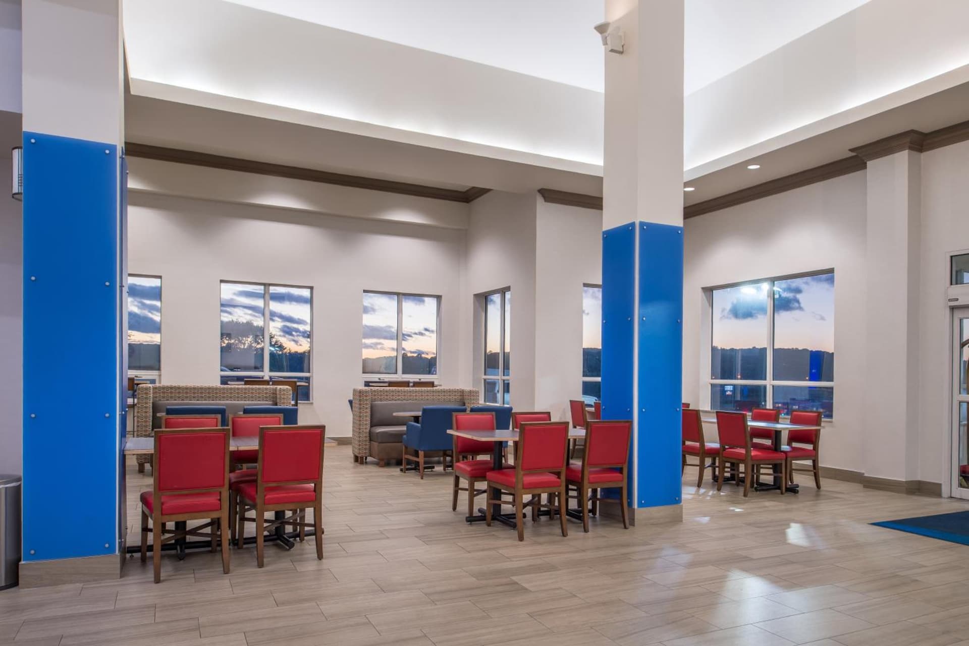 Holiday Inn Express Mystic by IHG gallery photo in Mystic, CT — image 61