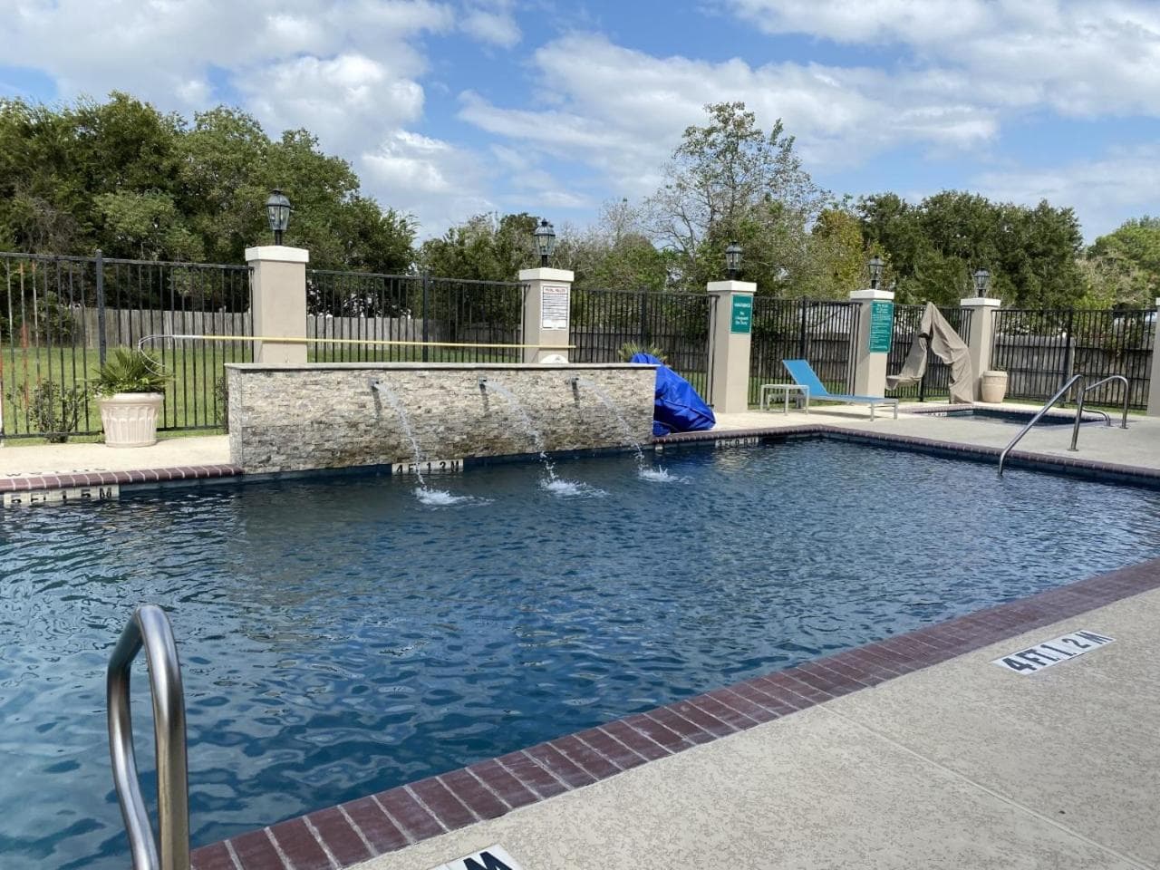Quality Inn and Suites interior in Rosenberg, TX — gallery photo 2