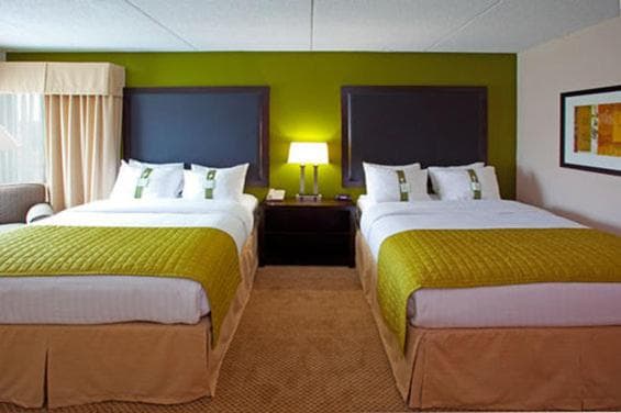 Holiday Inn Manassas - Battlefield by IHG interior in Manassas, VA — gallery photo 2