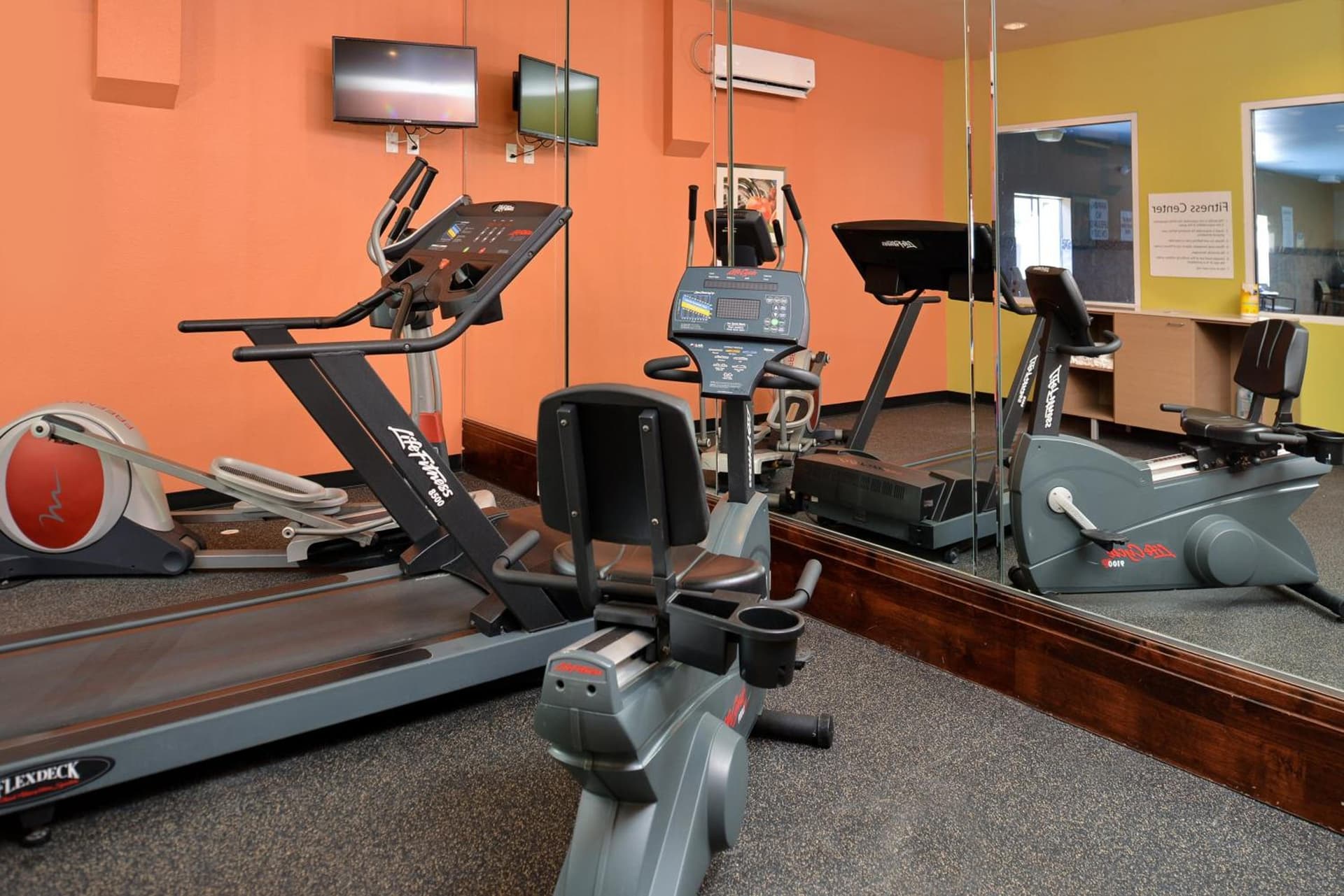 Holiday Inn Express Albuquerque N - Bernalillo by IHG gallery photo in Bernalillo, NM — image 58