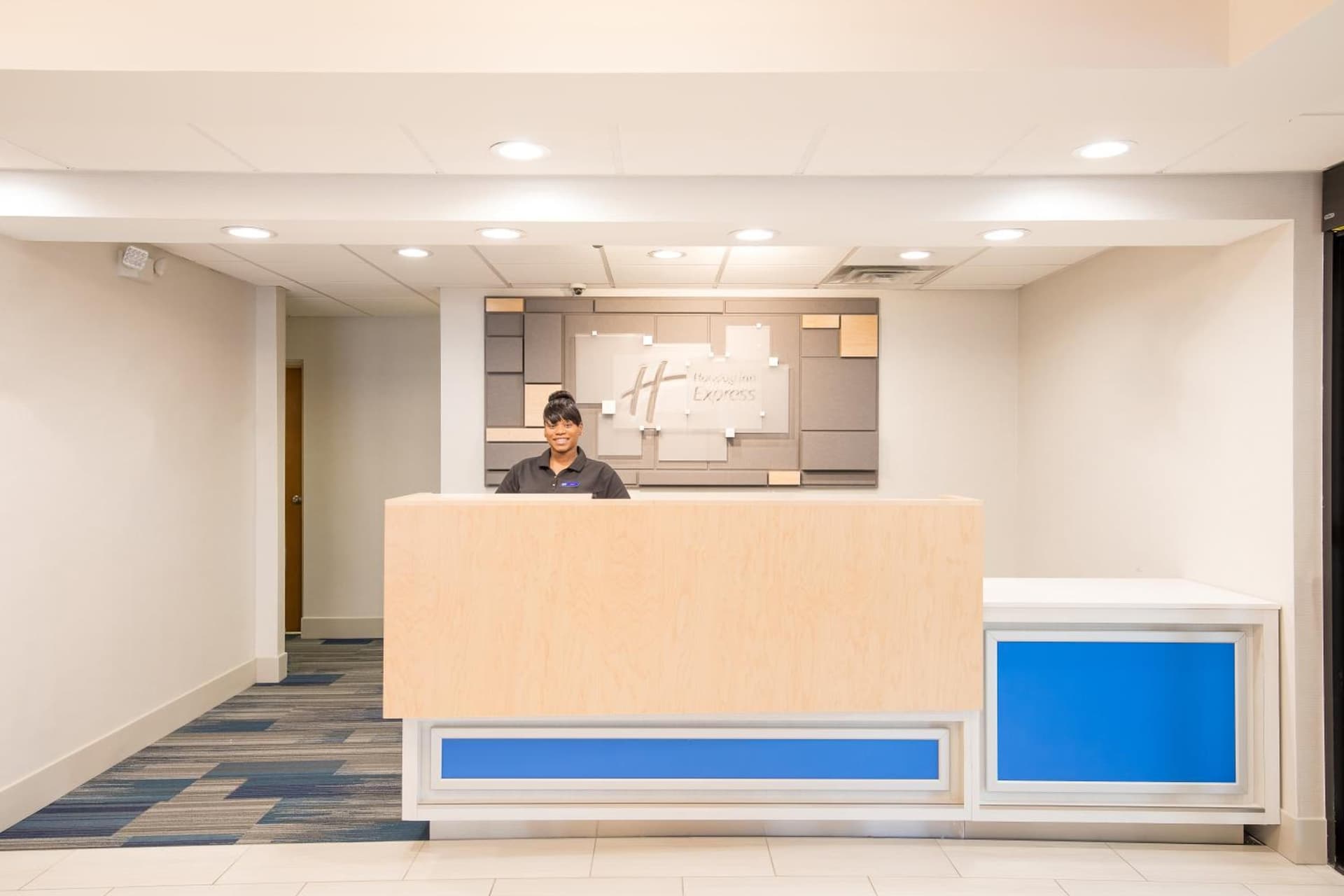 Holiday Inn Express Atlanta-Stone Mountain by IHG gallery photo in Stone Mountain, GA — image 9