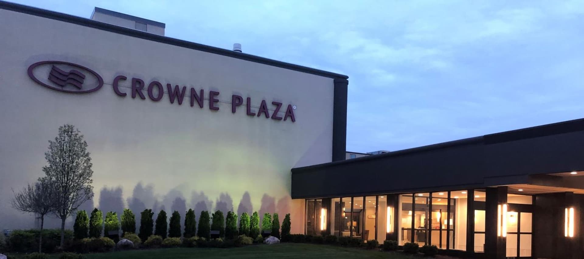 Crowne Plaza Chicago-Northbrook, an IHG Hotel property views in Northbrook, IL — gallery photo 3