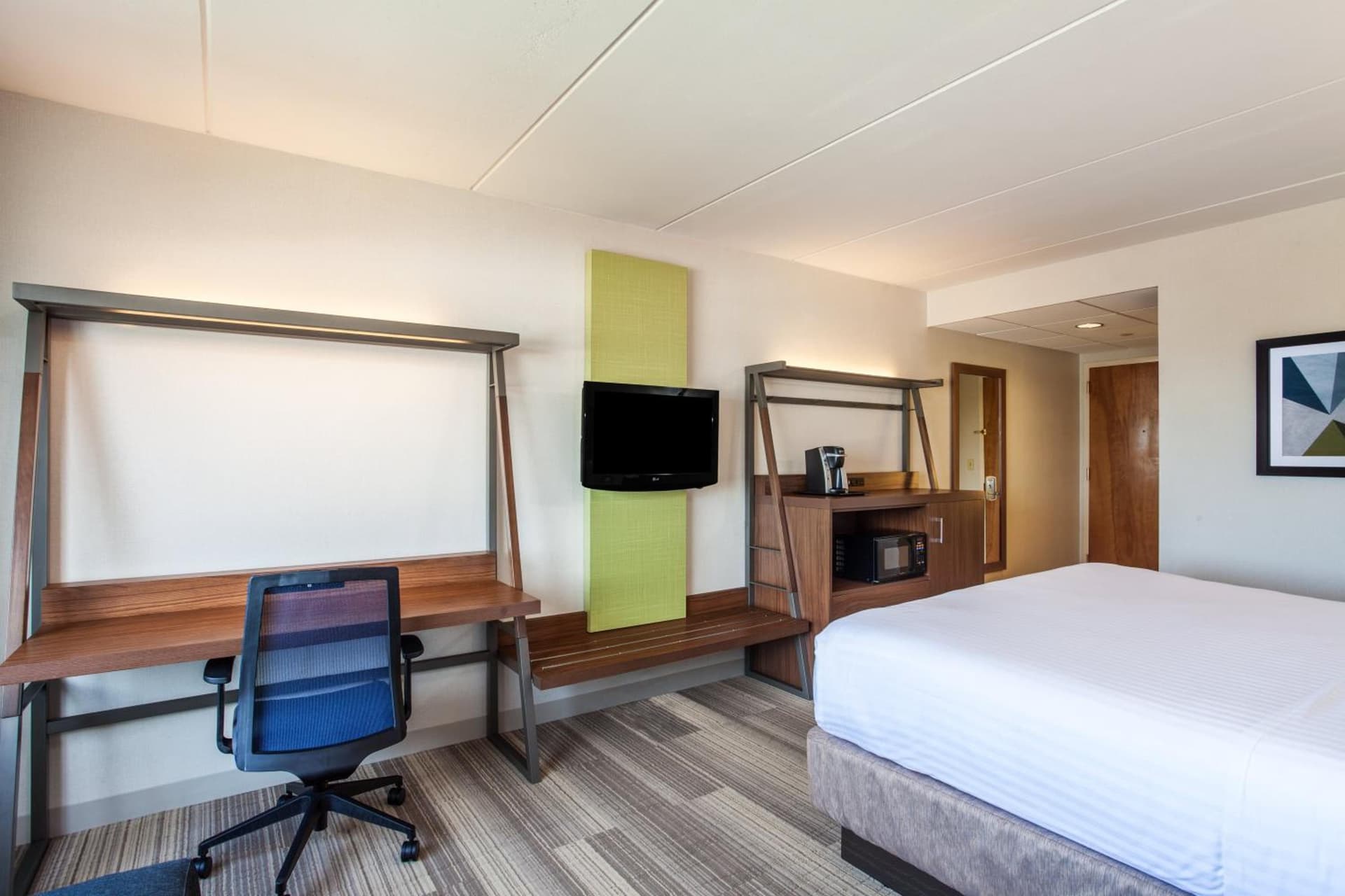 Holiday Inn Express Hauppauge-Long Island by IHG gallery photo in Hauppauge, NY — image 57