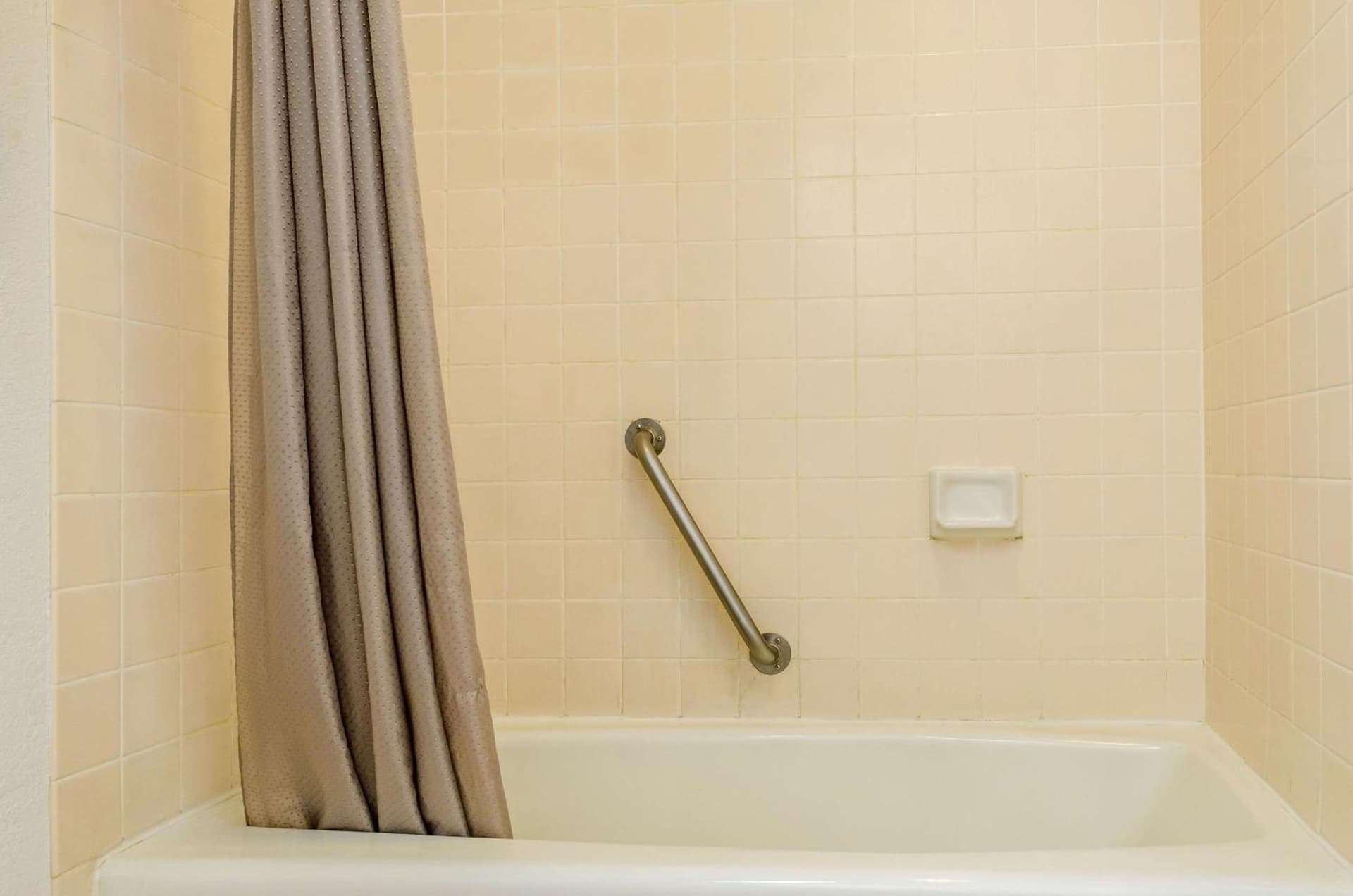 Motel 6 Oakdale, Ca gallery photo in Oakdale, CA — image 29
