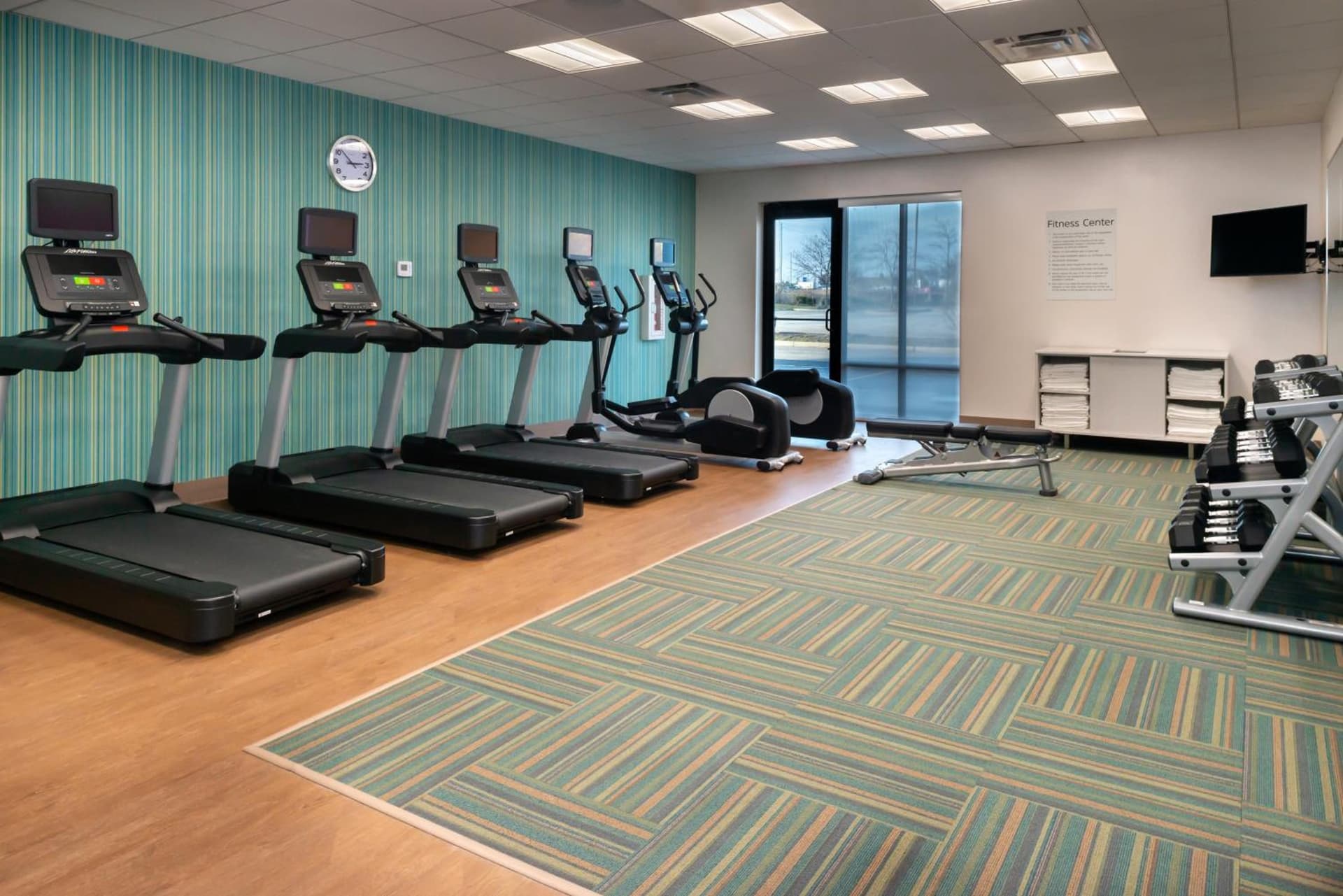 Holiday Inn Express & Suites - Romeoville - Joliet North by IHG gallery photo in Romeoville, IL — image 4
