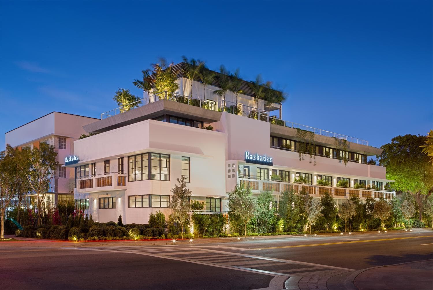 Kaskades Hotel South Beach featured exterior or lobby in Miami Beach, FL — similar hotel