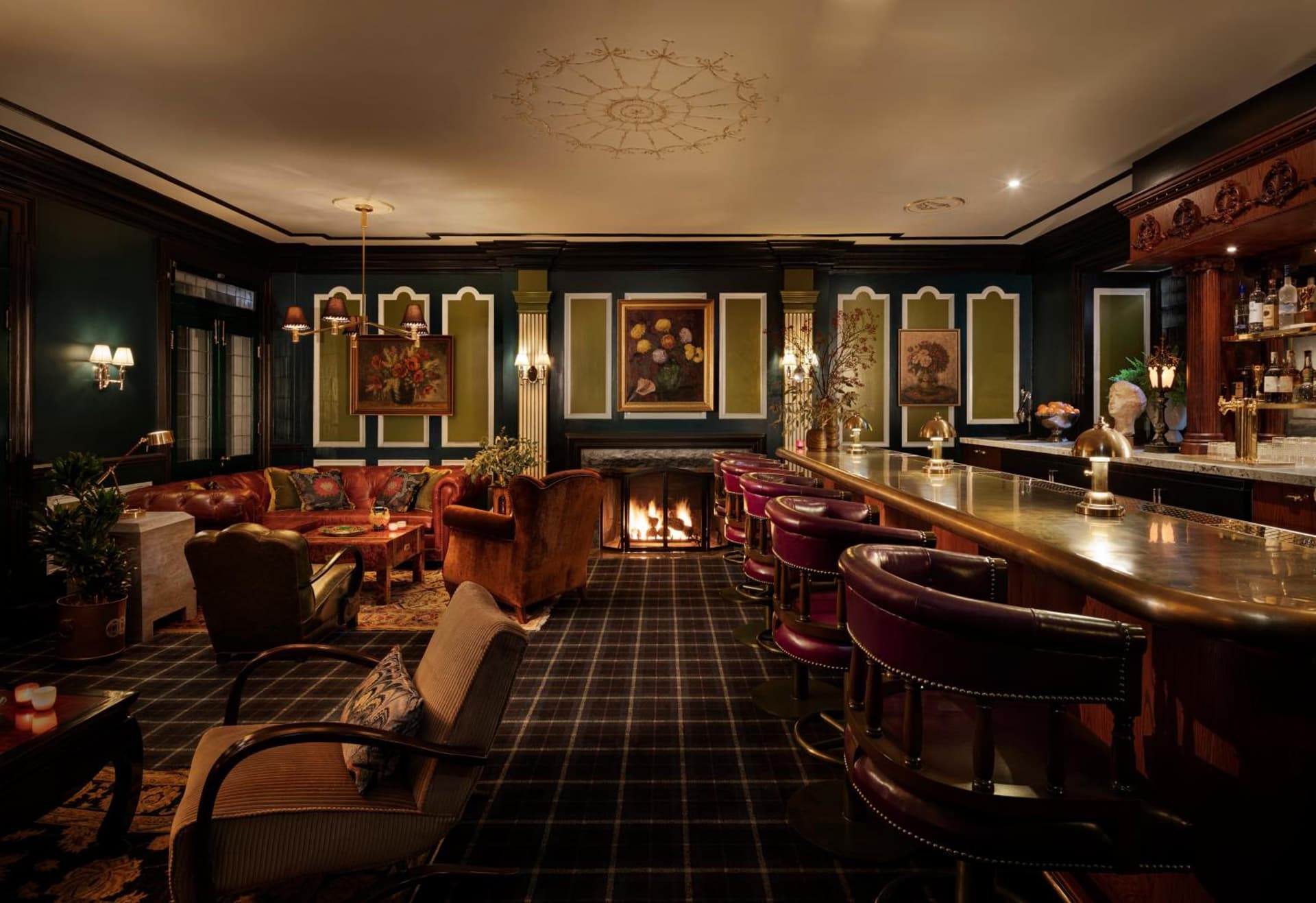 Graduate by Hilton Evanston interior in Evanston, IL — gallery photo 2