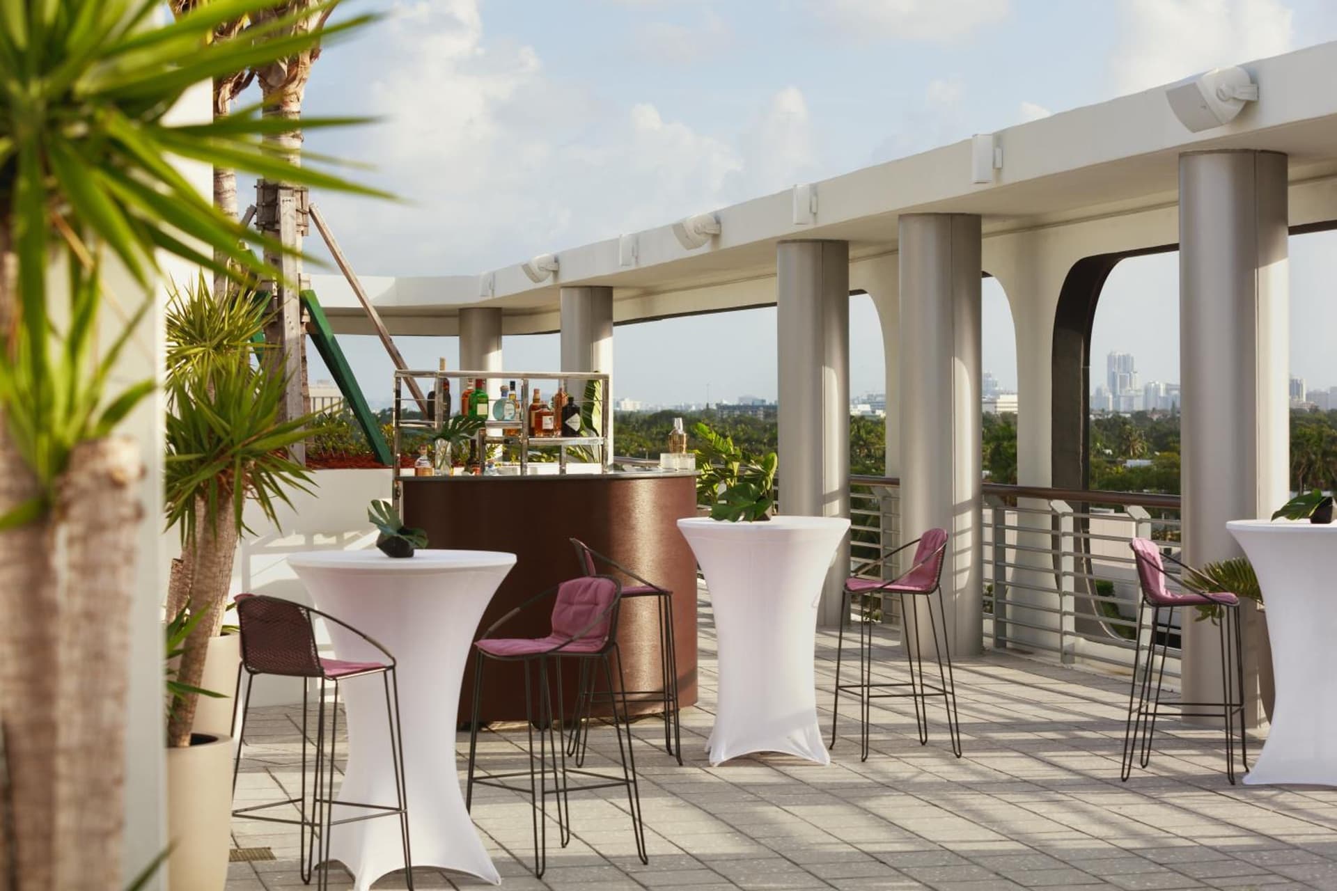 Kimpton - Hotel Palomar South Beach by IHG gallery photo in Miami Beach, FL — image 12