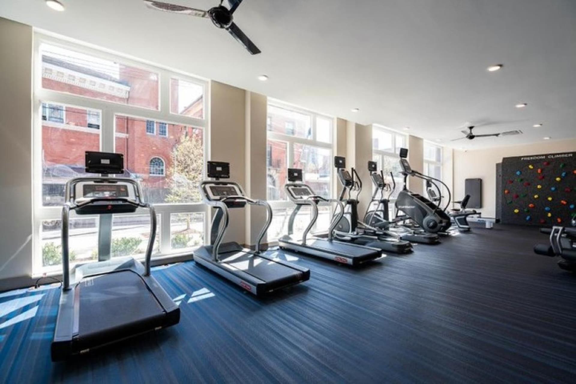 Luxury Furnished Apartments by Hyatus Downtown at Yale gallery photo in New Haven, CT — image 64