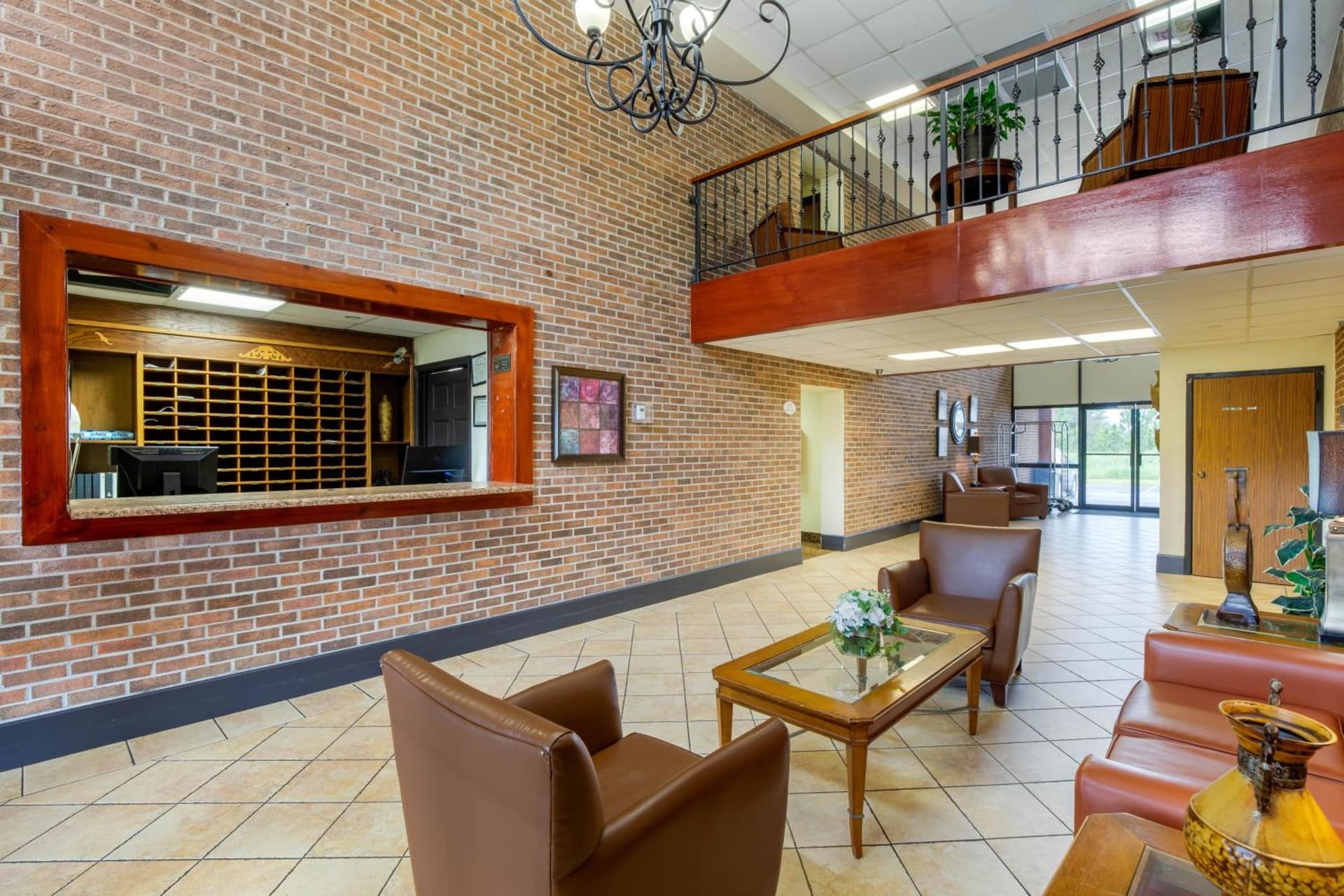 LikeHome Extended Stay Hotel Warner Robins gallery photo in Warner Robins, GA — image 12