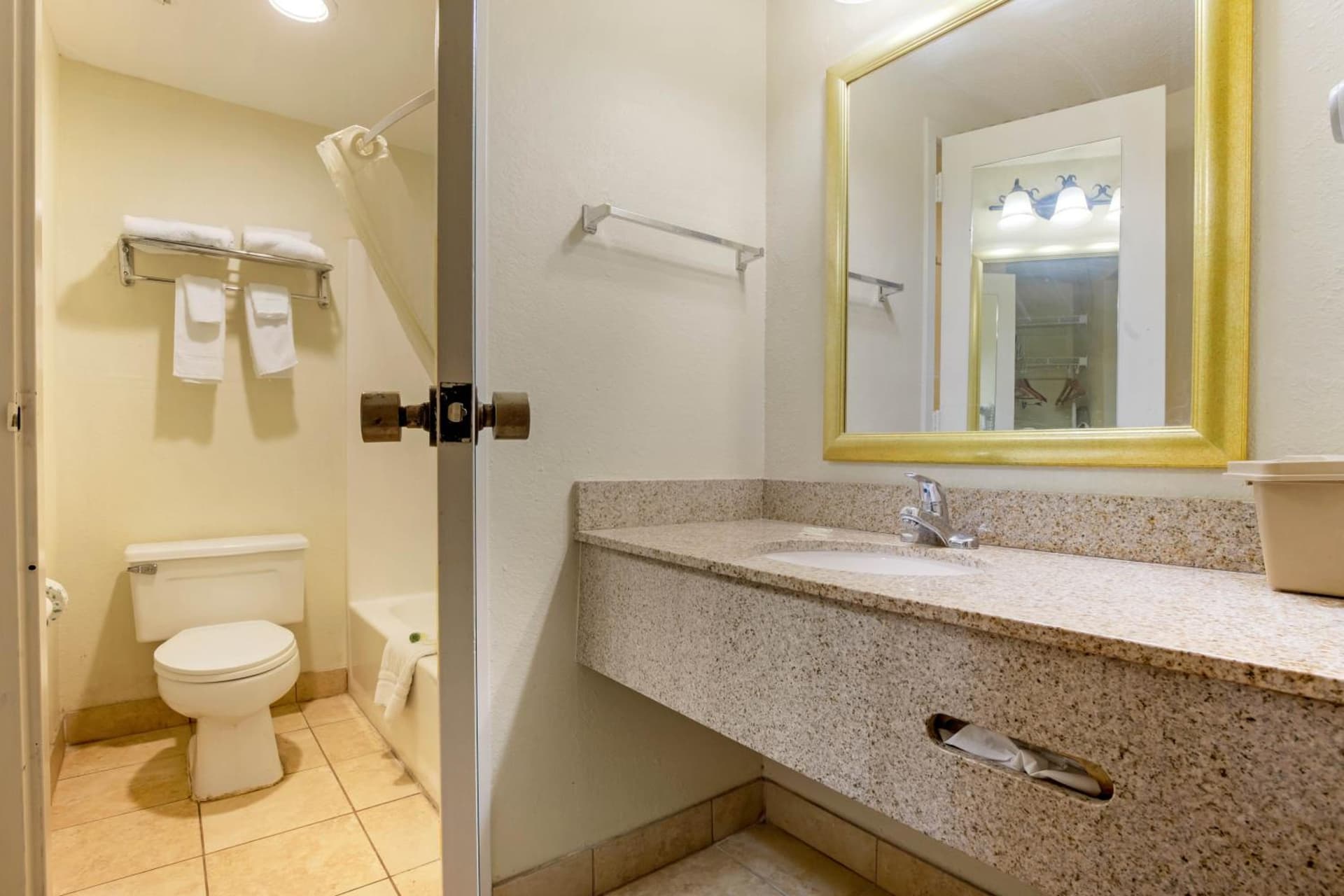 LikeHome Extended Stay Hotel Warner Robins gallery photo in Warner Robins, GA — image 6