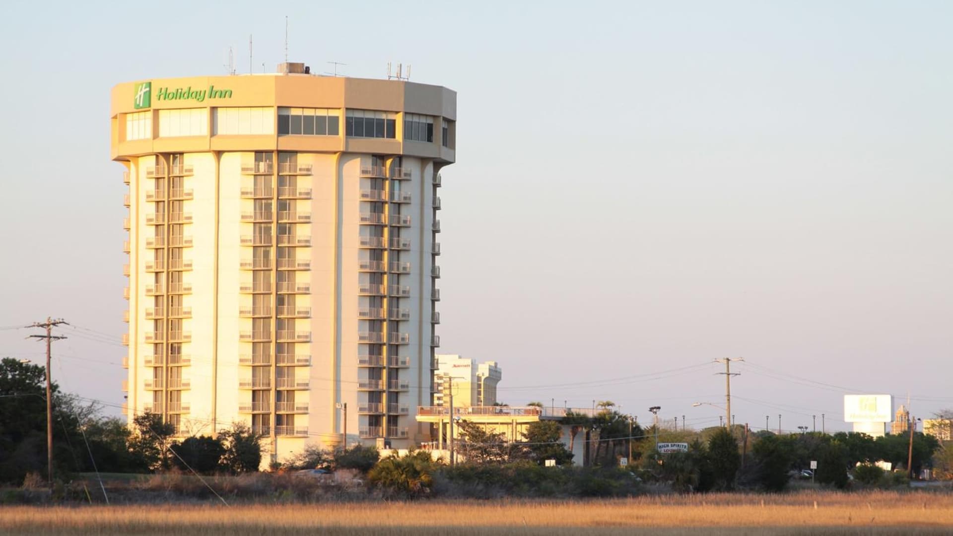 Holiday Inn Charleston-Riverview by IHG property views in Charleston, SC — gallery photo 3
