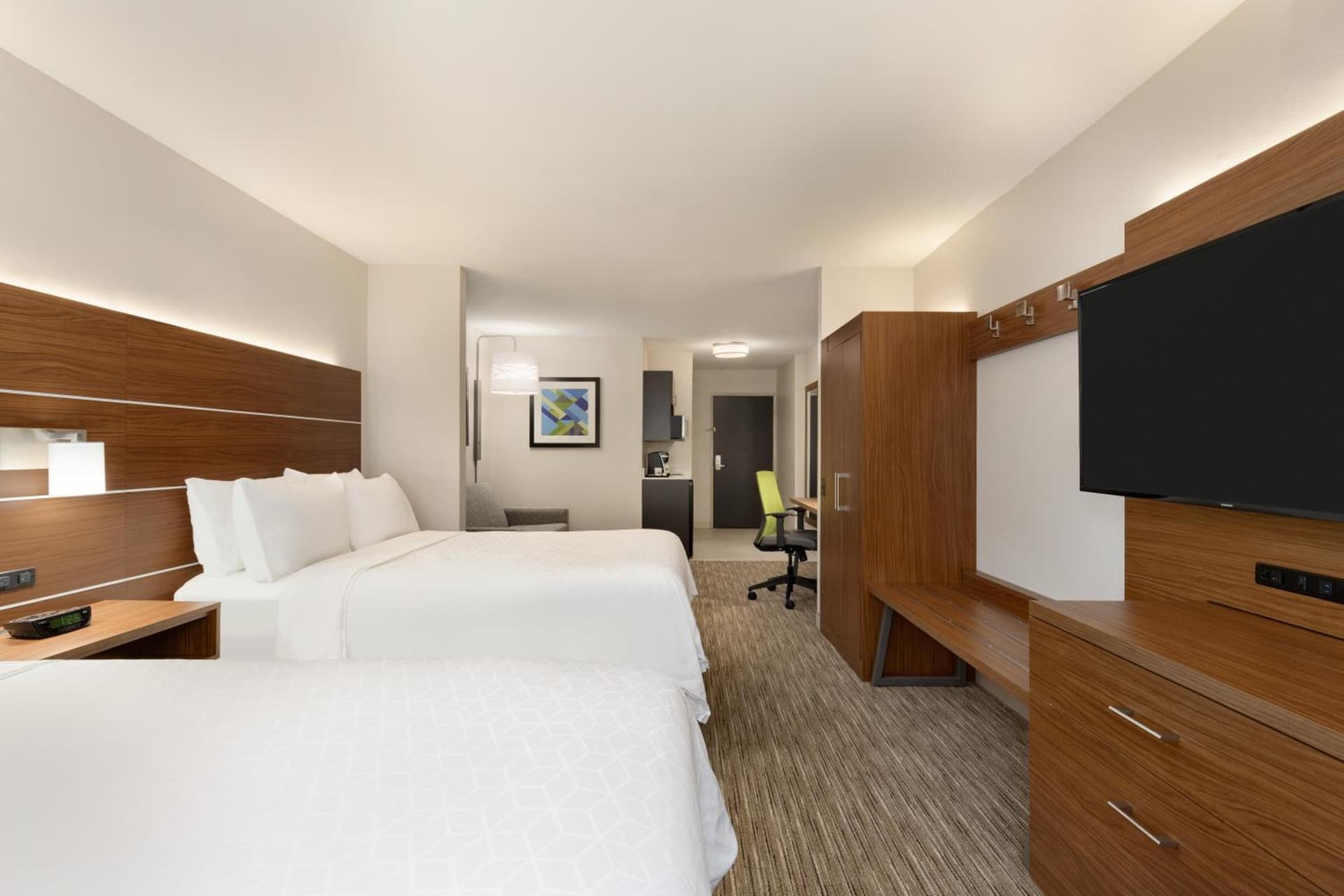 Holiday Inn Express & Suites Auburn - University Area by IHG gallery photo in Auburn, AL — image 27