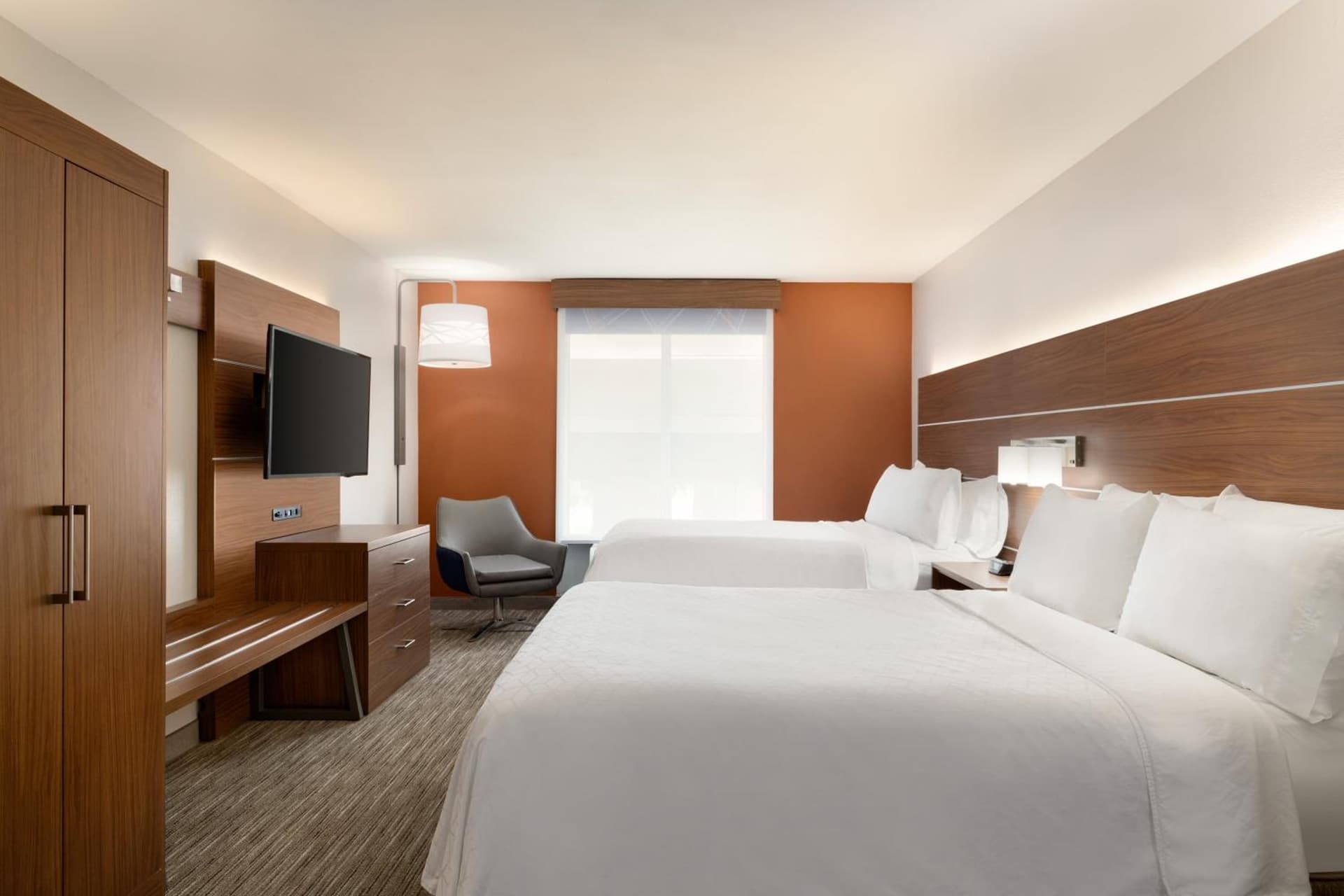 Holiday Inn Express & Suites Auburn - University Area by IHG gallery photo in Auburn, AL — image 16