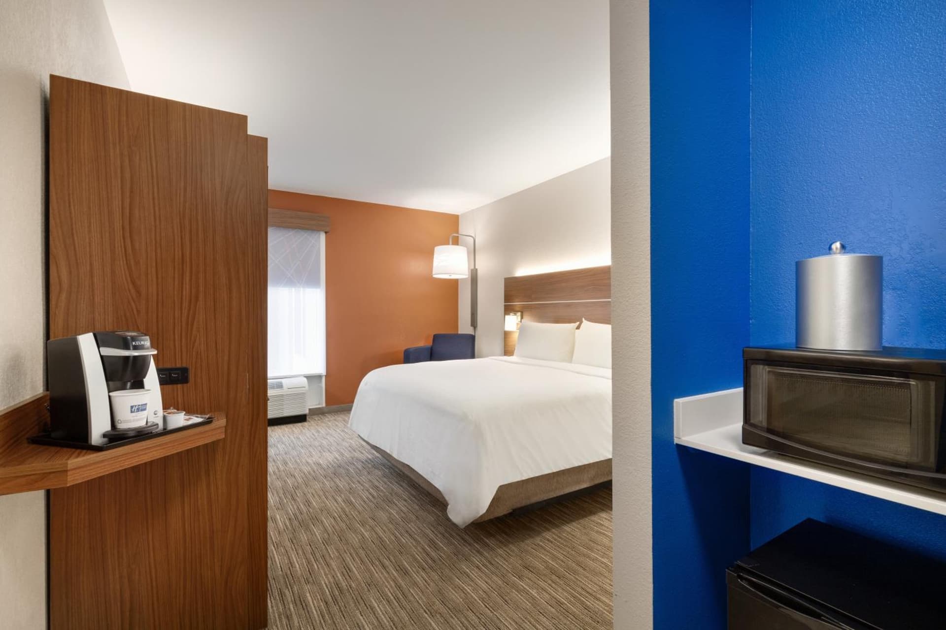 Holiday Inn Express & Suites Auburn - University Area by IHG gallery photo in Auburn, AL — image 23