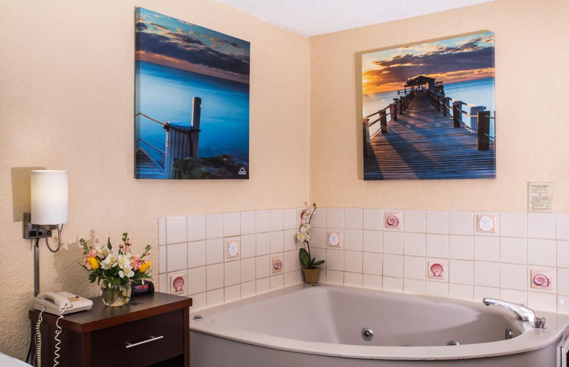 Days Inn by Wyndham Stuart gallery photo in Stuart, FL — image 36