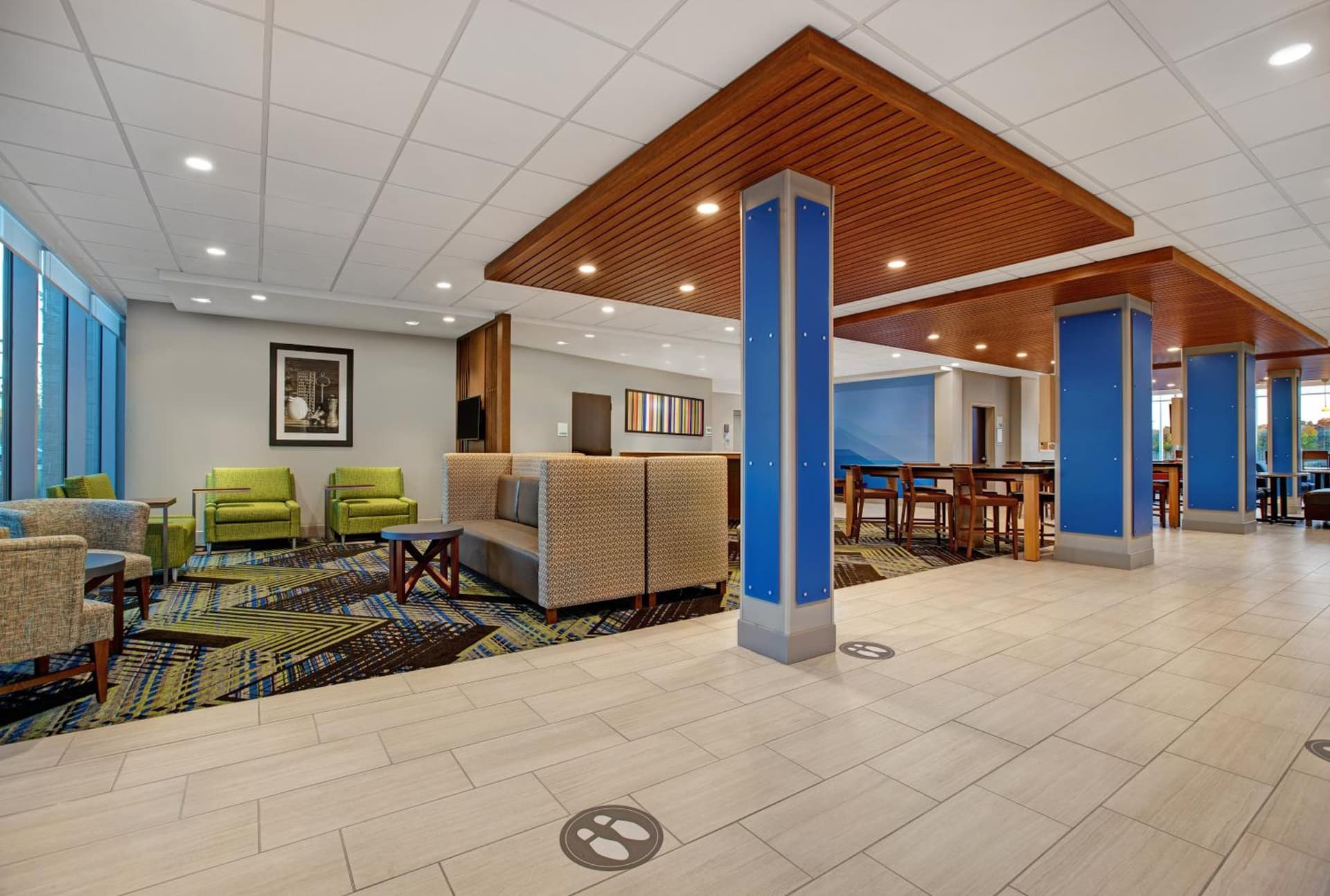 Holiday Inn Express & Suites - Milwaukee - Brookfield by IHG gallery photo in Brookfield, WI — image 56