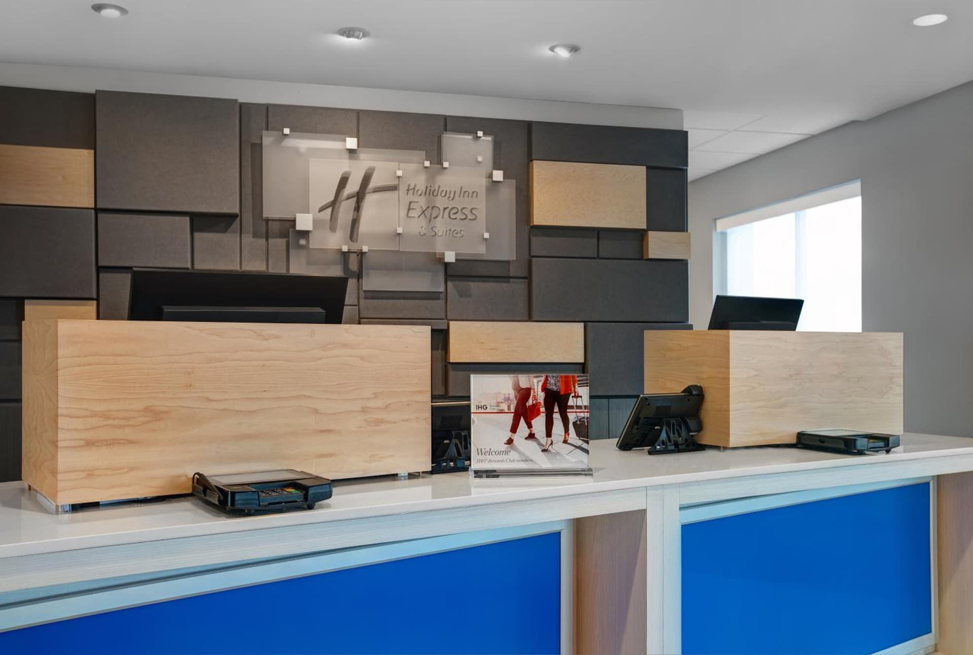 Holiday Inn Express & Suites - Milwaukee - Brookfield by IHG gallery photo in Brookfield, WI — image 23